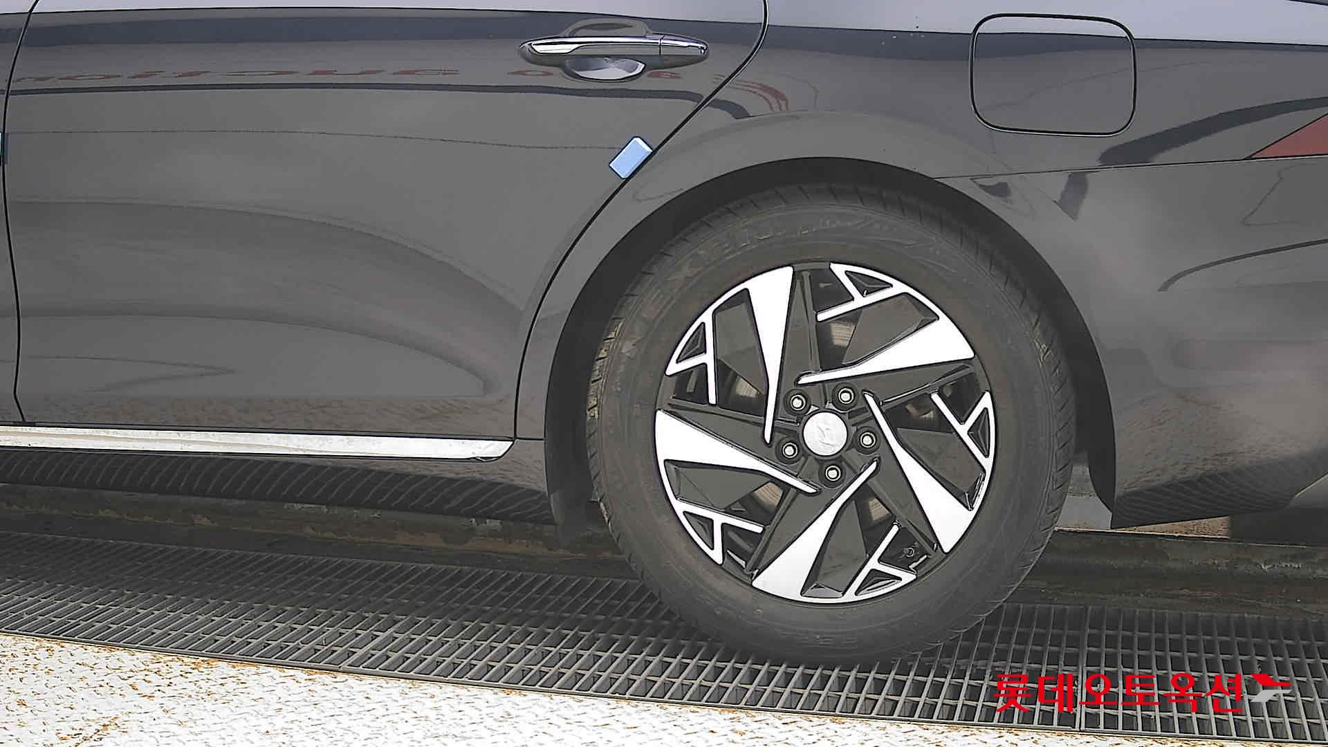 Hyundai Grandeur Hybrid id 3466831 из Кореи 22