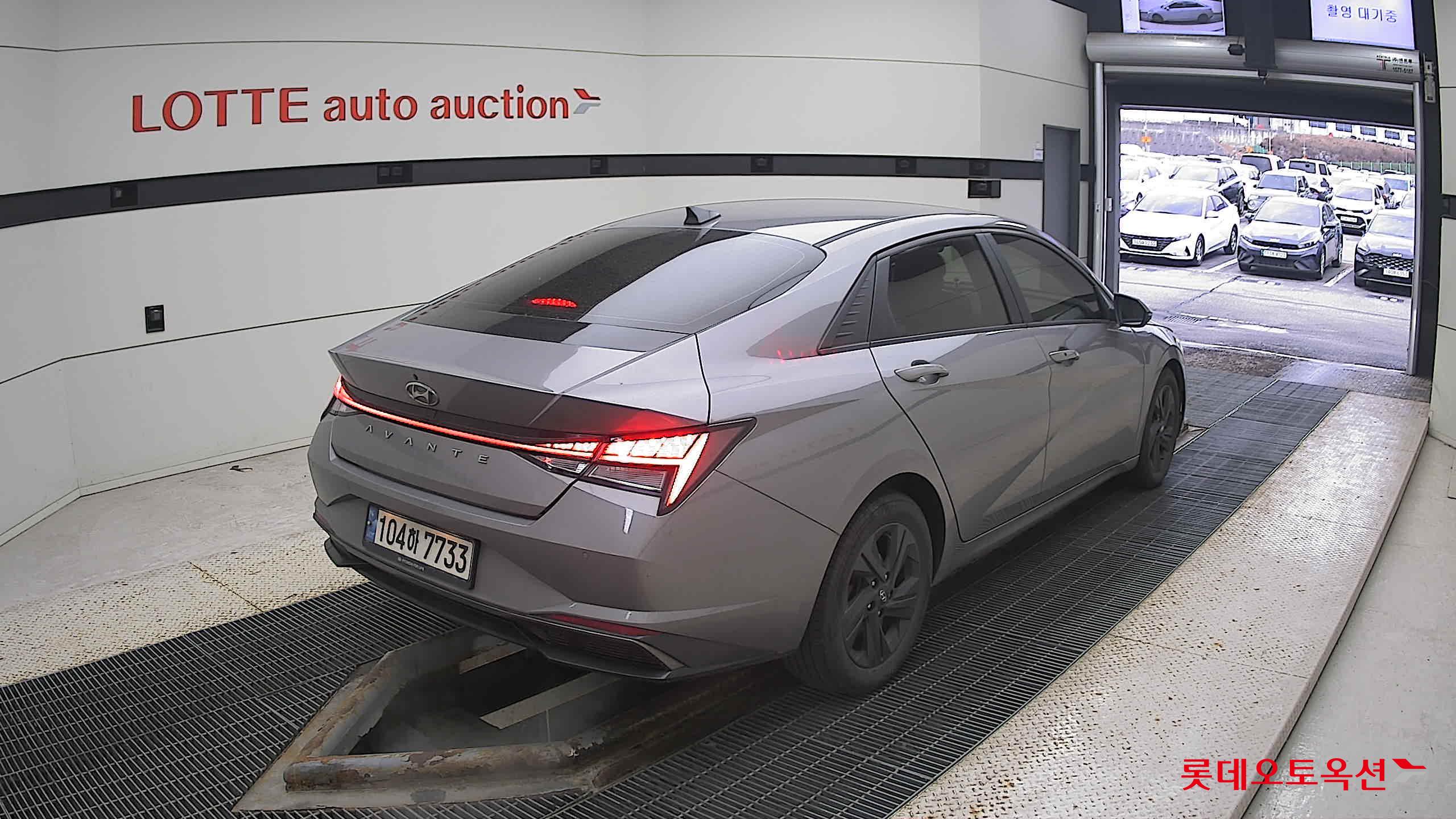 Hyundai Avante Hybrid 2021 Другое из Кореи, фото 4