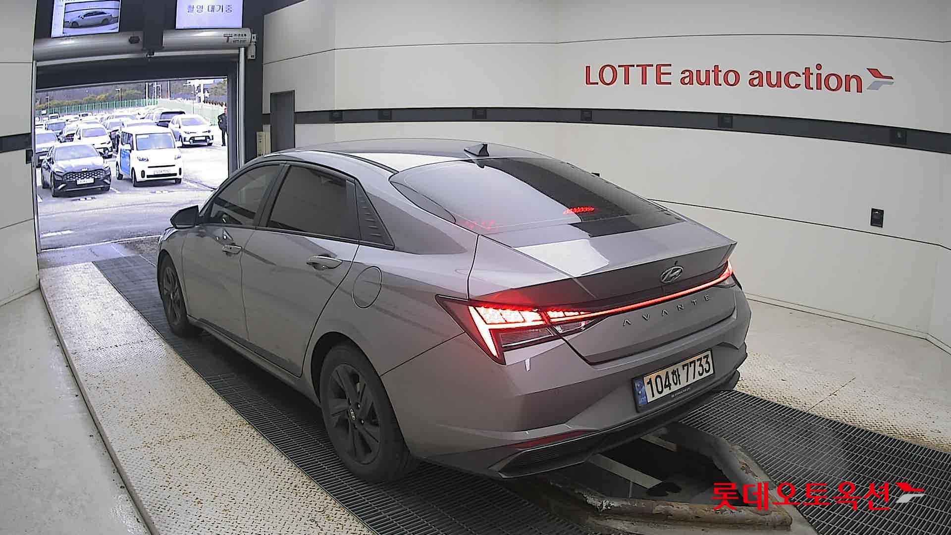 Hyundai Avante Hybrid 2021 Другое из Кореи, фото 6