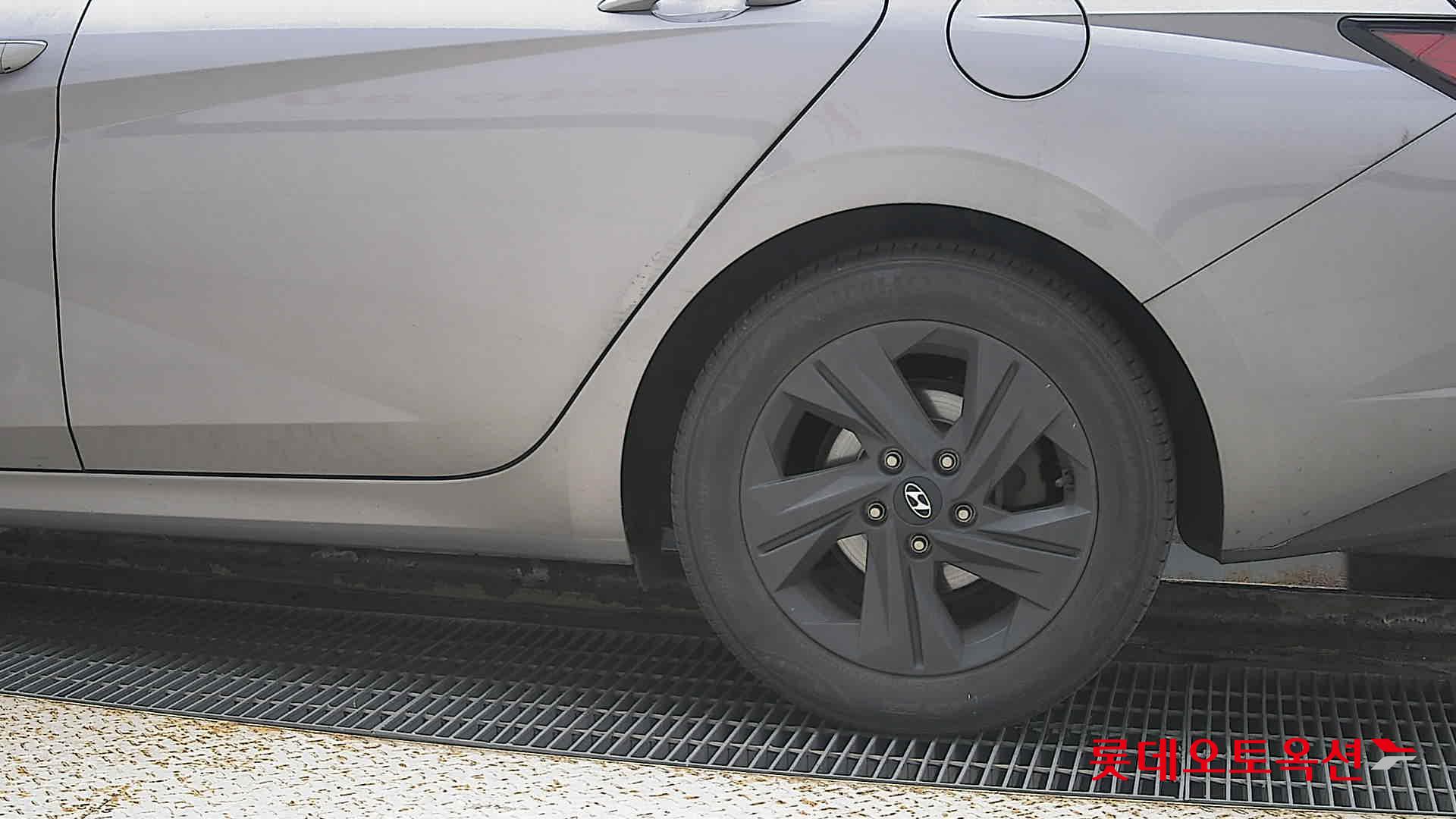 Hyundai Avante Hybrid id 3466805 из Кореи 22