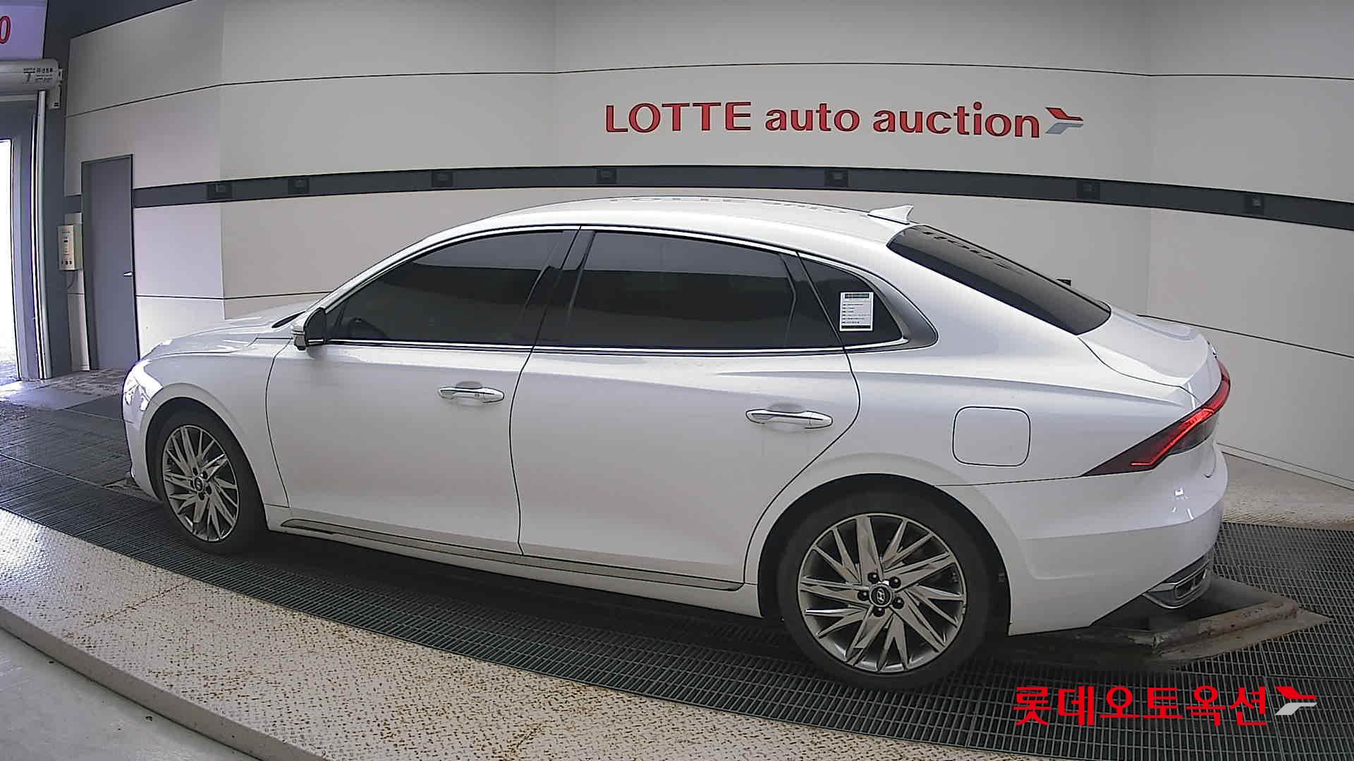 Hyundai Grandeur id 3471636 из Кореи 11