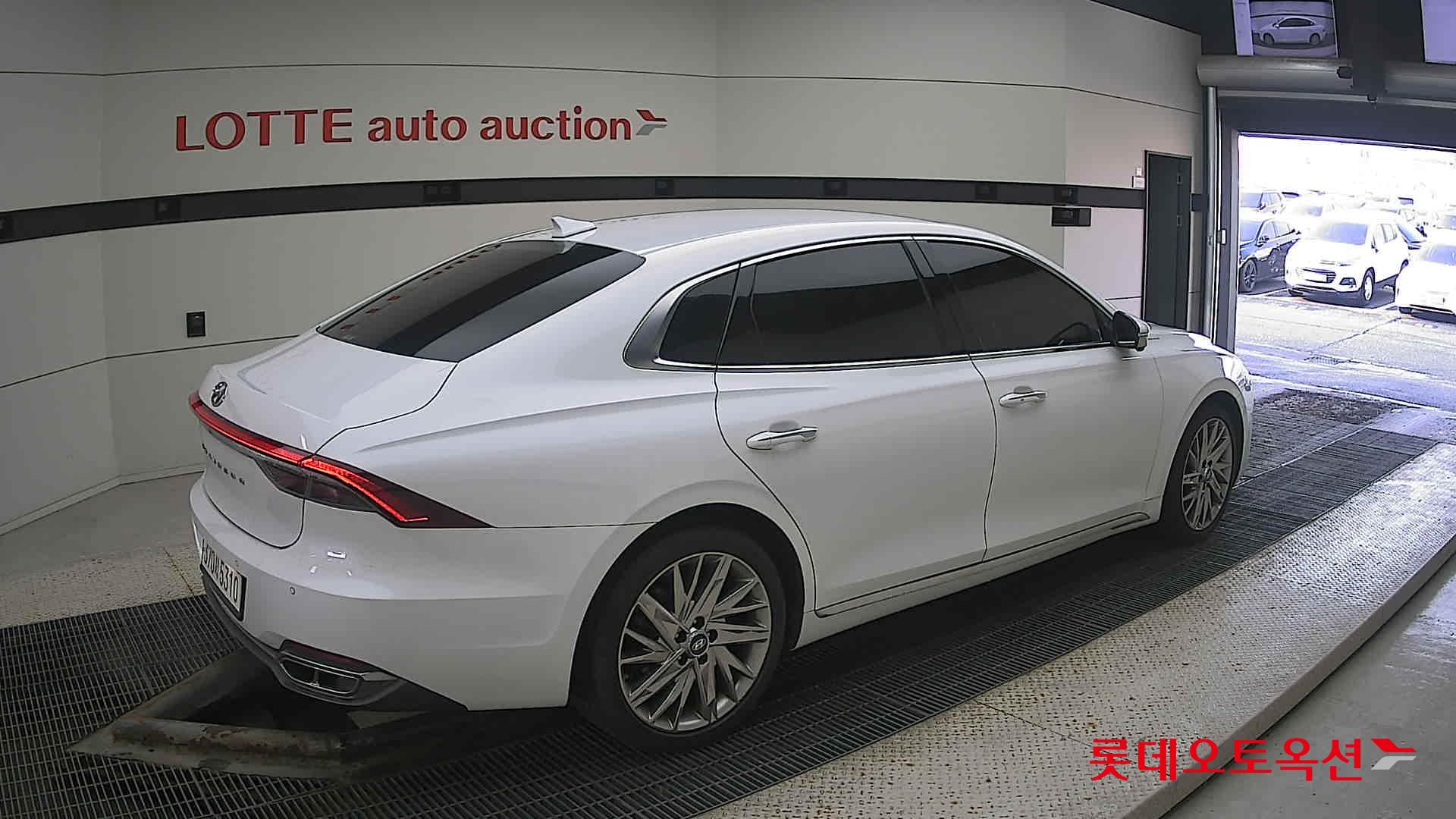 Hyundai Grandeur id 3471636 из Кореи 19