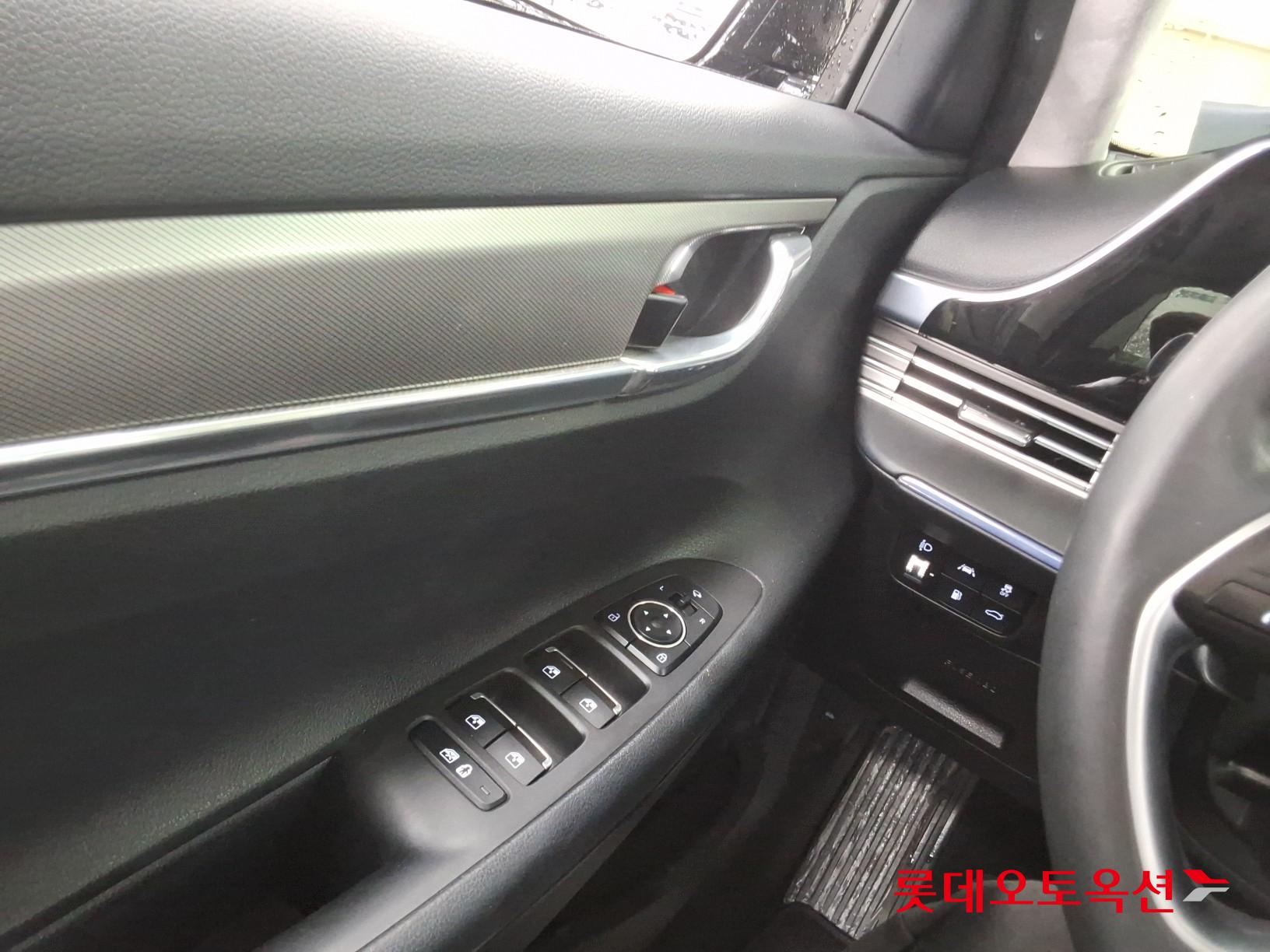 Hyundai Grandeur Hybrid id 3471616 из Кореи 28