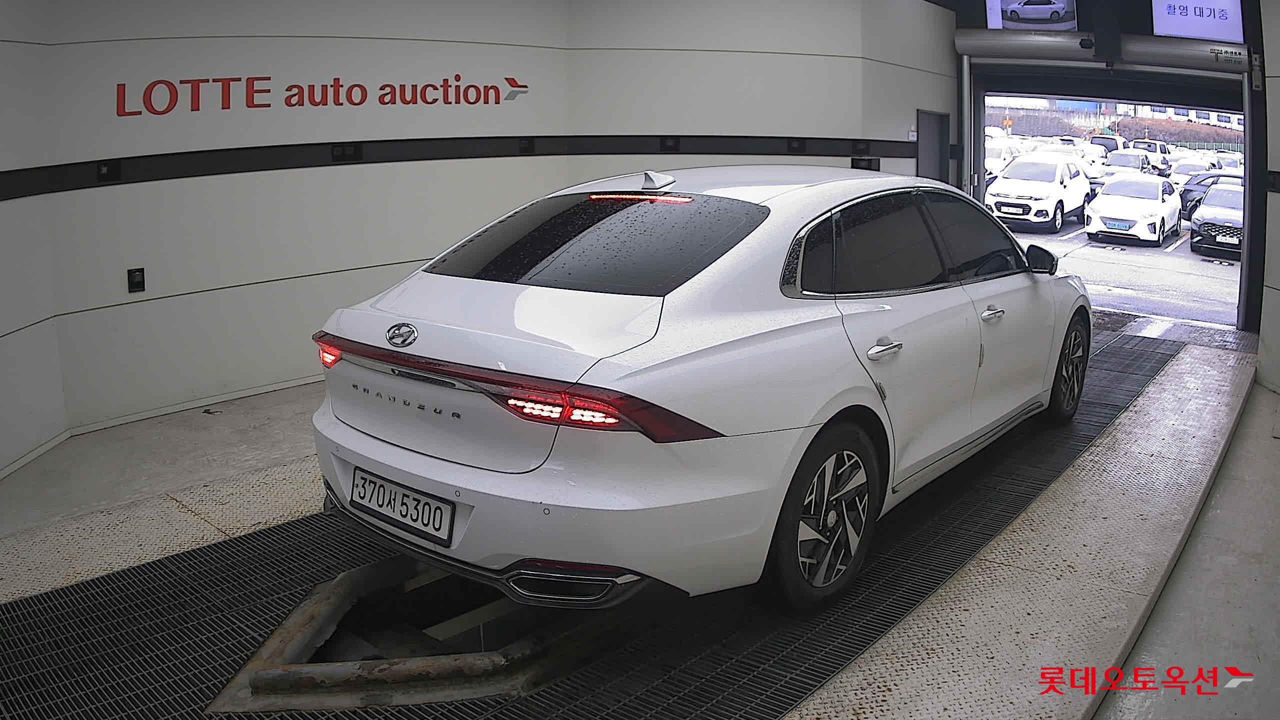 Hyundai Grandeur Hybrid 2021 Белый из Кореи, фото 4
