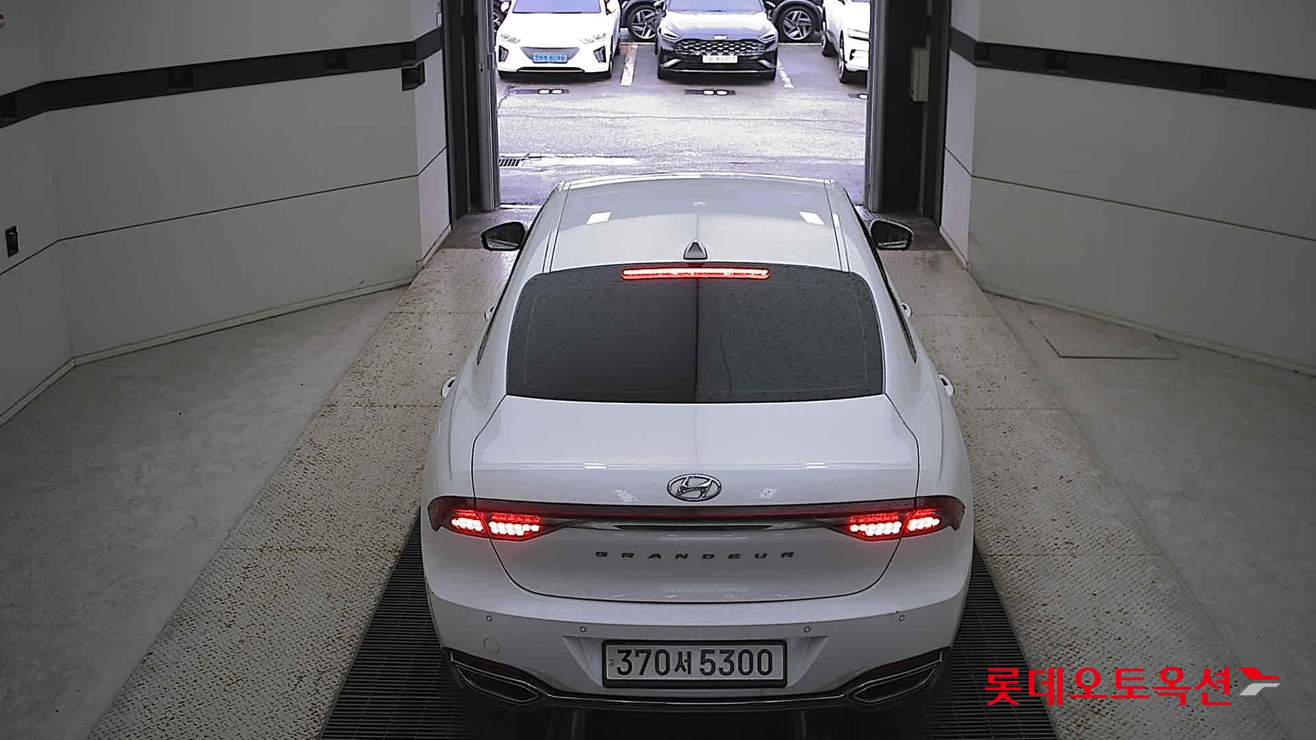 Hyundai Grandeur Hybrid 2021 Белый из Кореи, фото 5