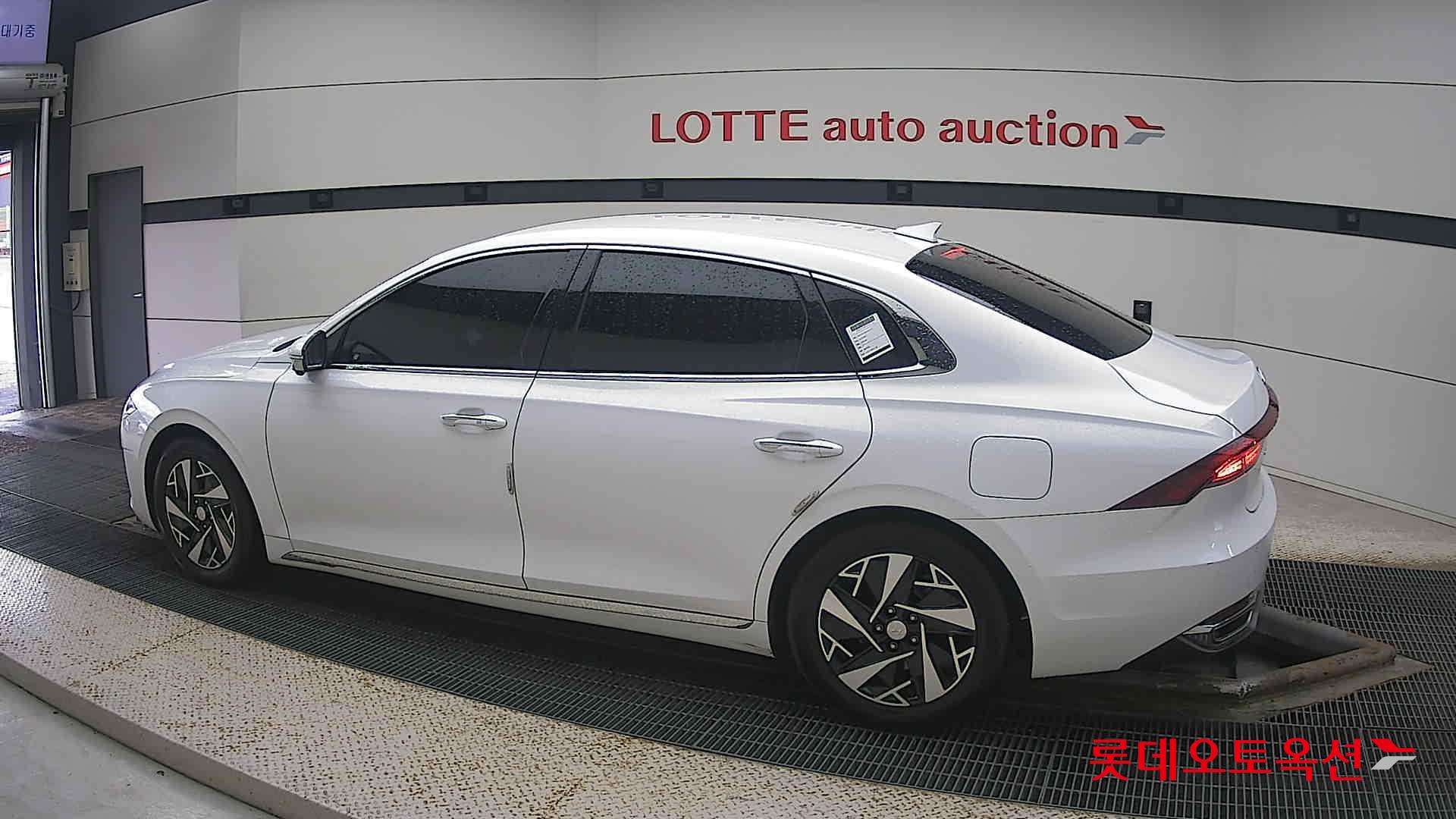 Hyundai Grandeur Hybrid id 3471618 из Кореи 11