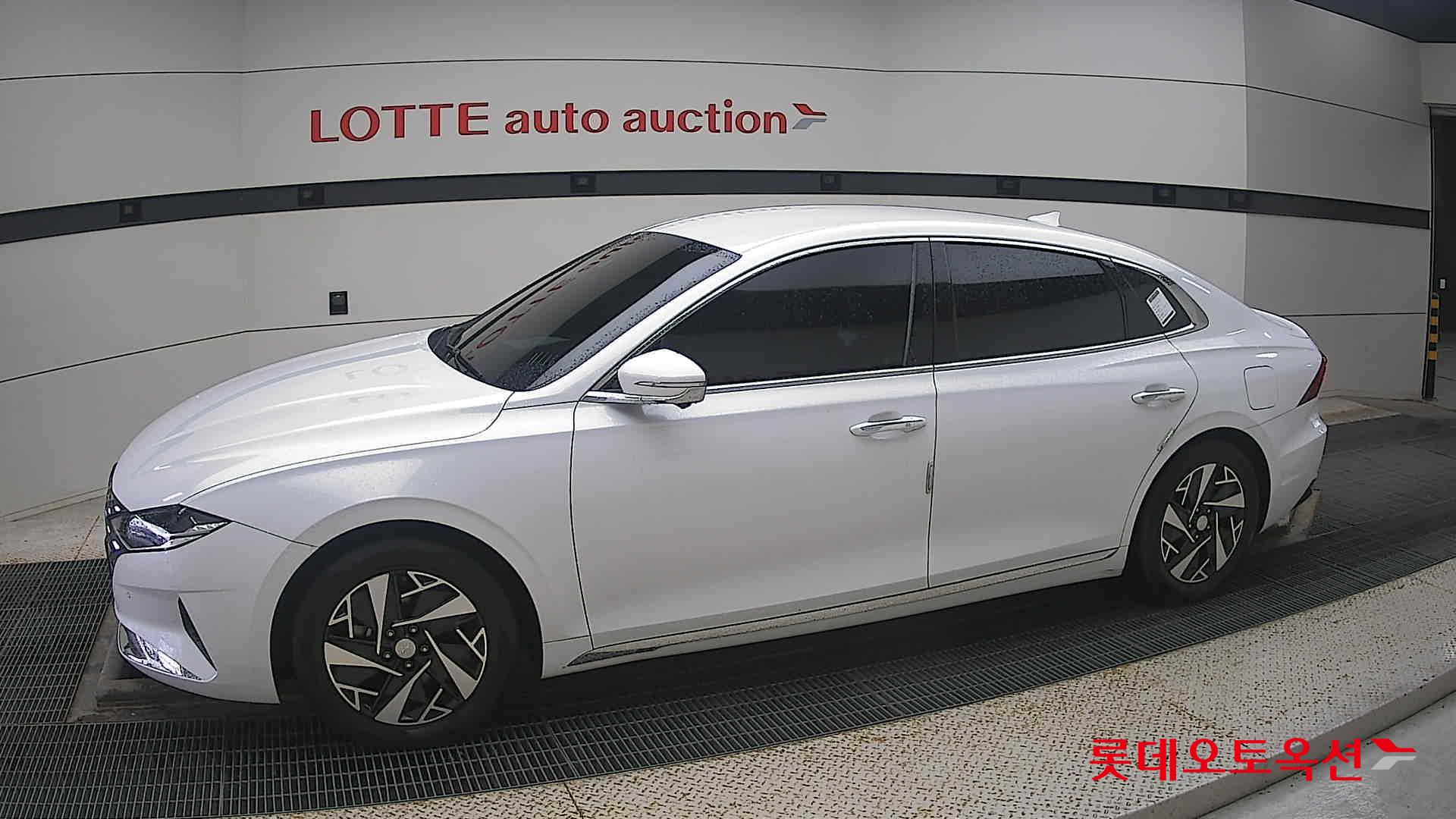 Hyundai Grandeur Hybrid id 3471618 из Кореи 12