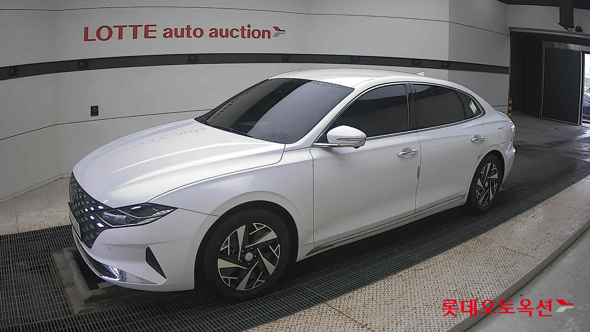 Hyundai Grandeur Hybrid id 3471618 из Кореи 13