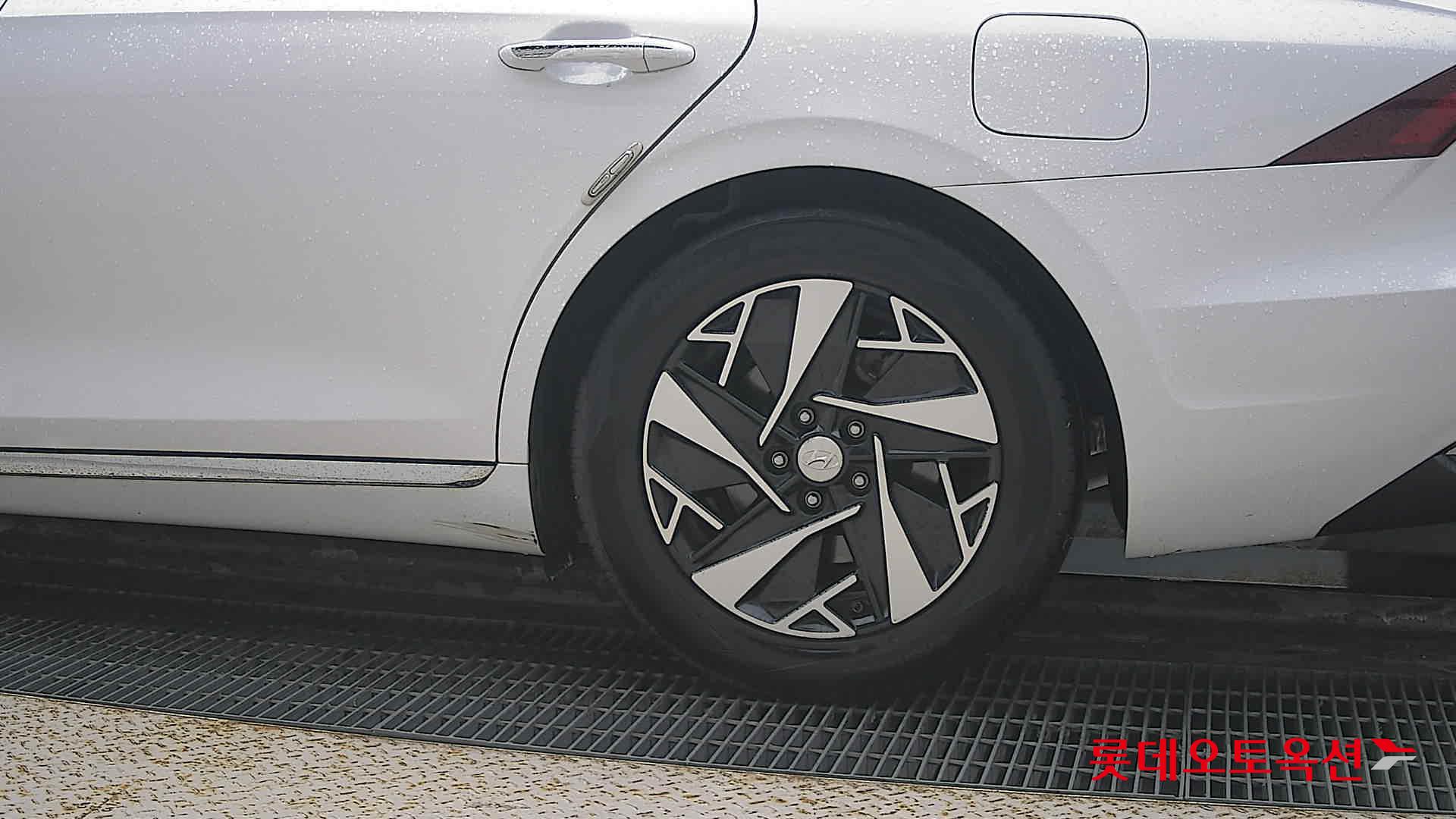 Hyundai Grandeur Hybrid id 3471618 из Кореи 22