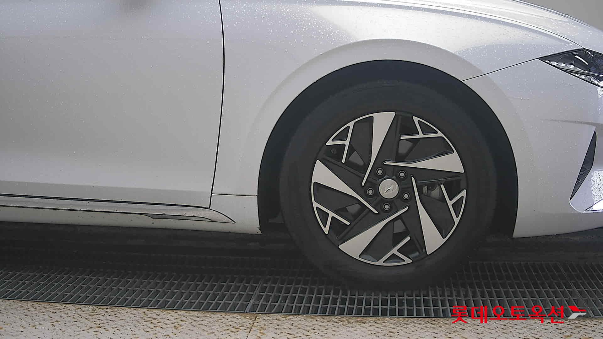 Hyundai Grandeur Hybrid id 3471618 из Кореи 23