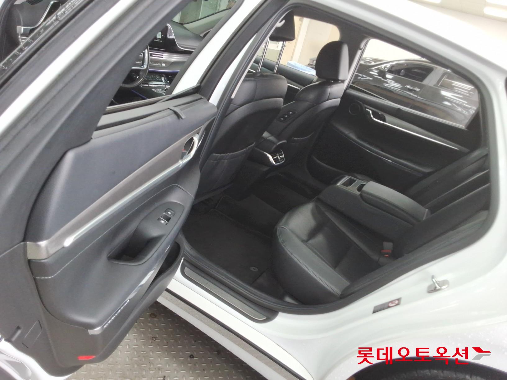 Hyundai Grandeur Hybrid id 3471618 из Кореи 36