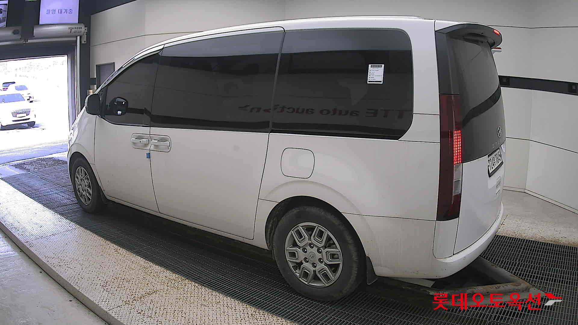 Hyundai Staria id 3471645 из Кореи 10