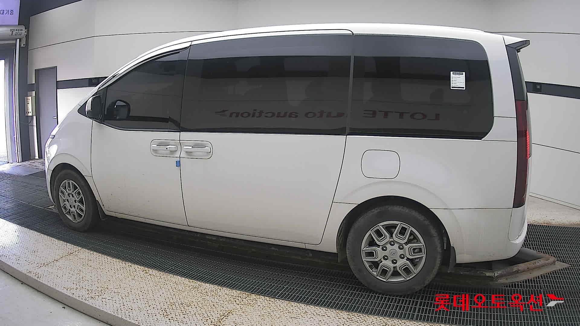 Hyundai Staria id 3471645 из Кореи 11