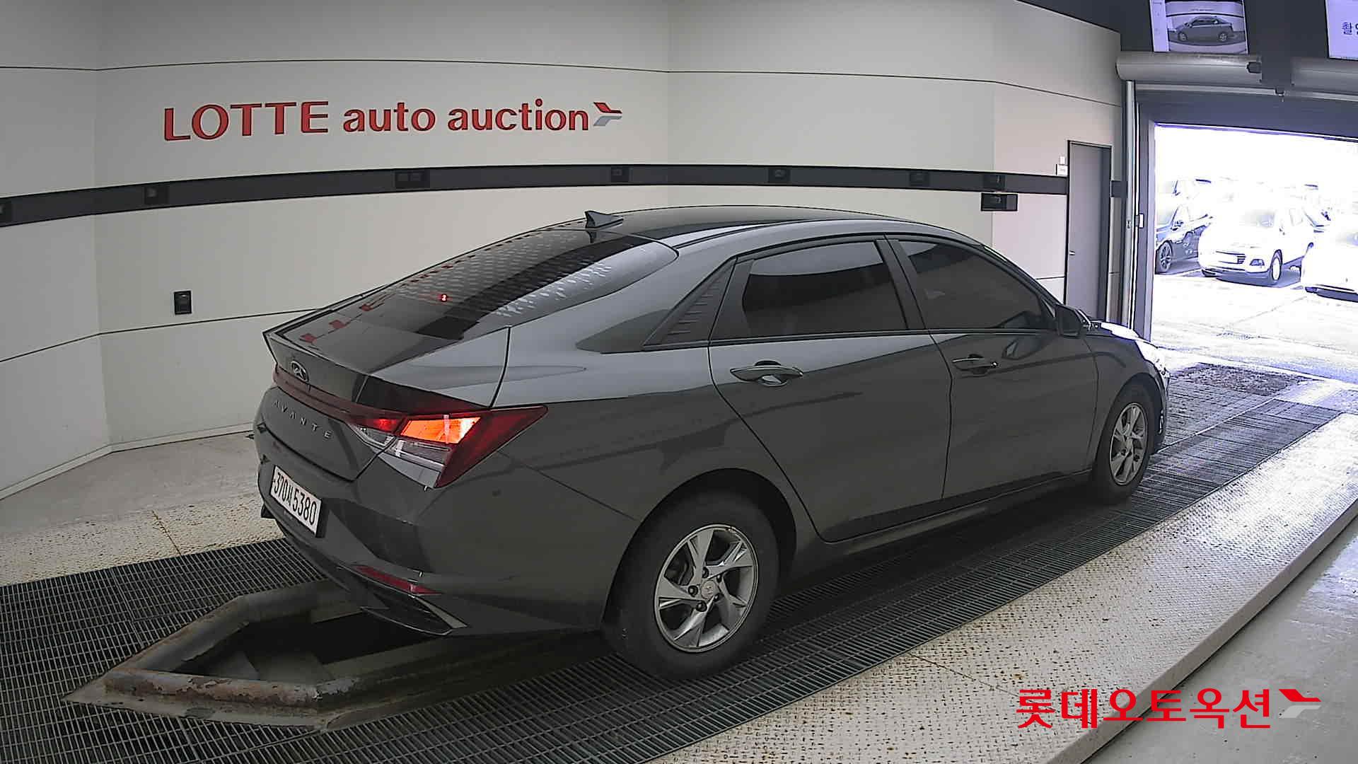 Hyundai Avante id 3471637 из Кореи 19