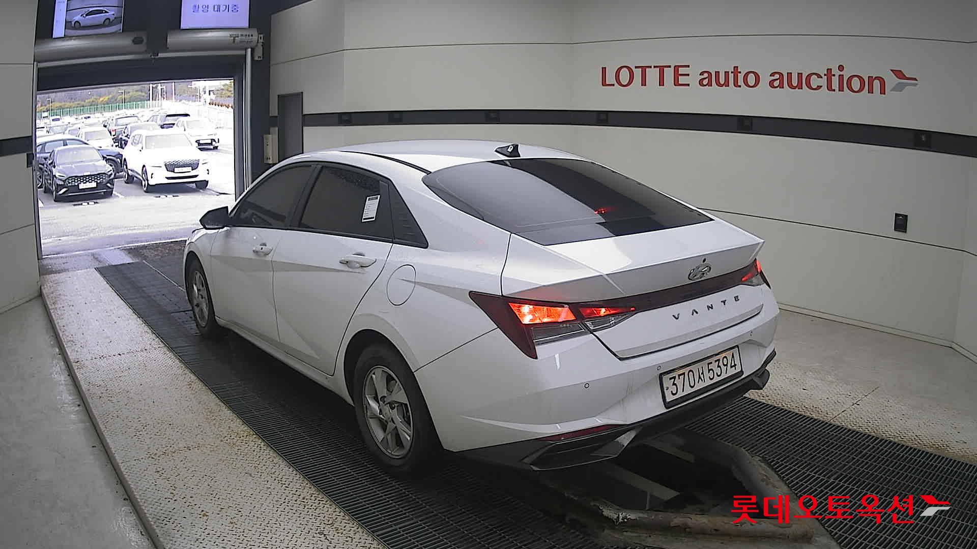 Hyundai Avante 2022 Белый из Кореи, фото 6