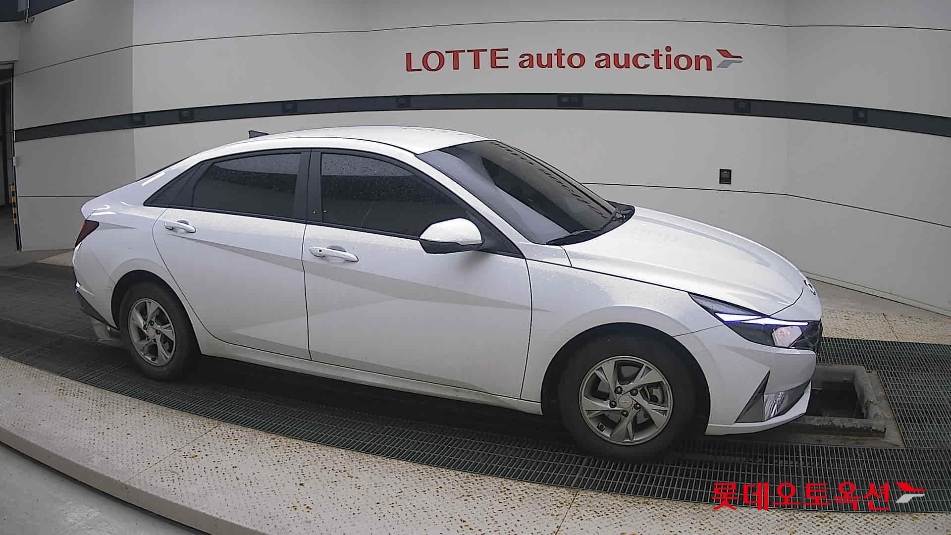 Hyundai Avante id 3471611 из Кореи 17