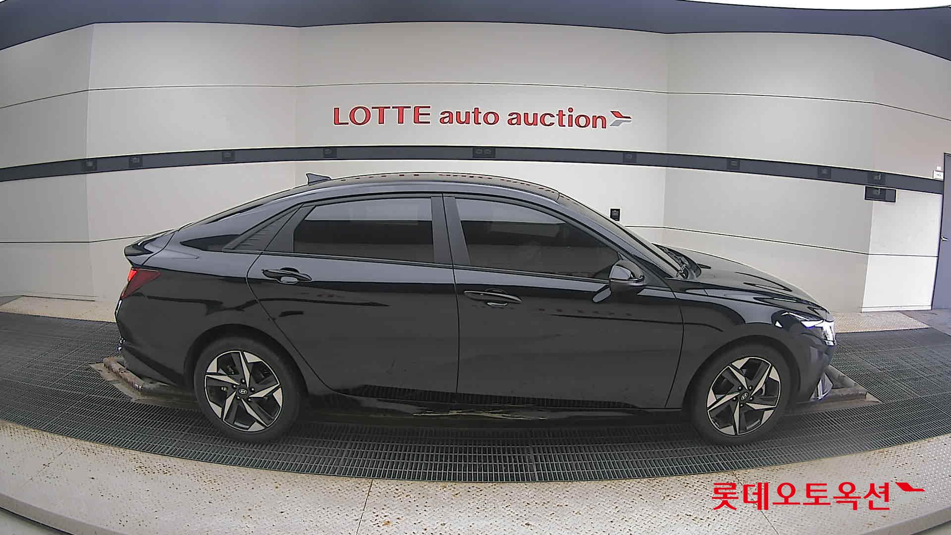 Hyundai Avante 2023 Черный из Кореи, фото 3