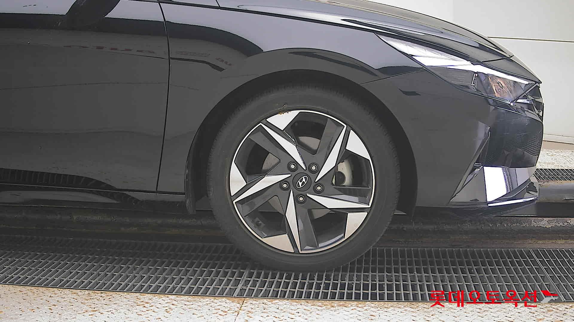 Hyundai Avante id 3471650 из Кореи 23