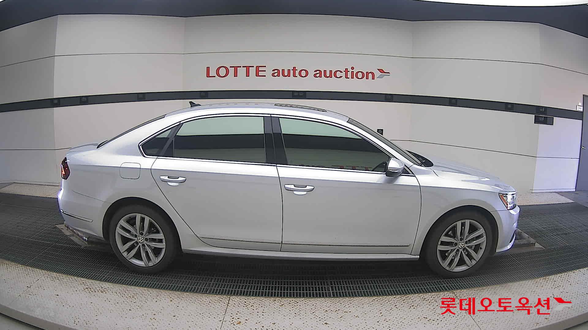 Volkswagen Passat 2.0 TSI 2018 Другое из Кореи, фото 3