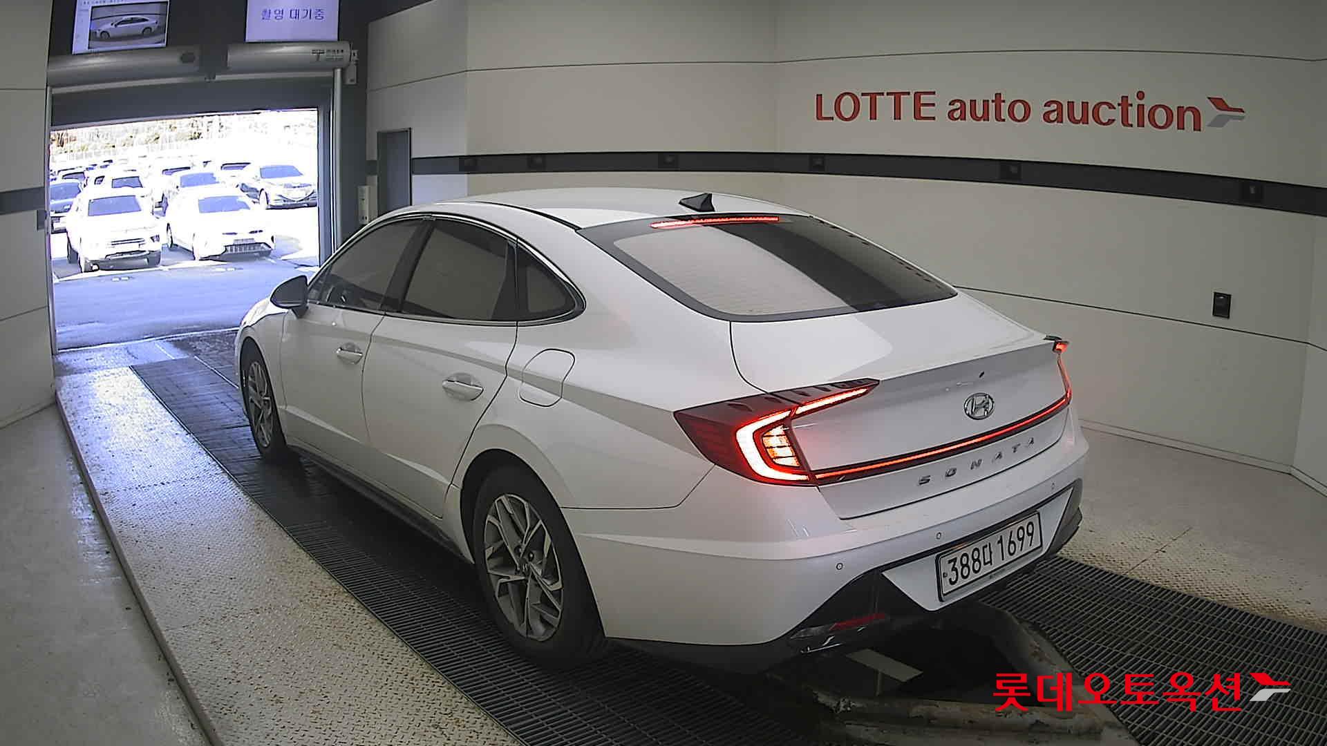 صورة إضافية