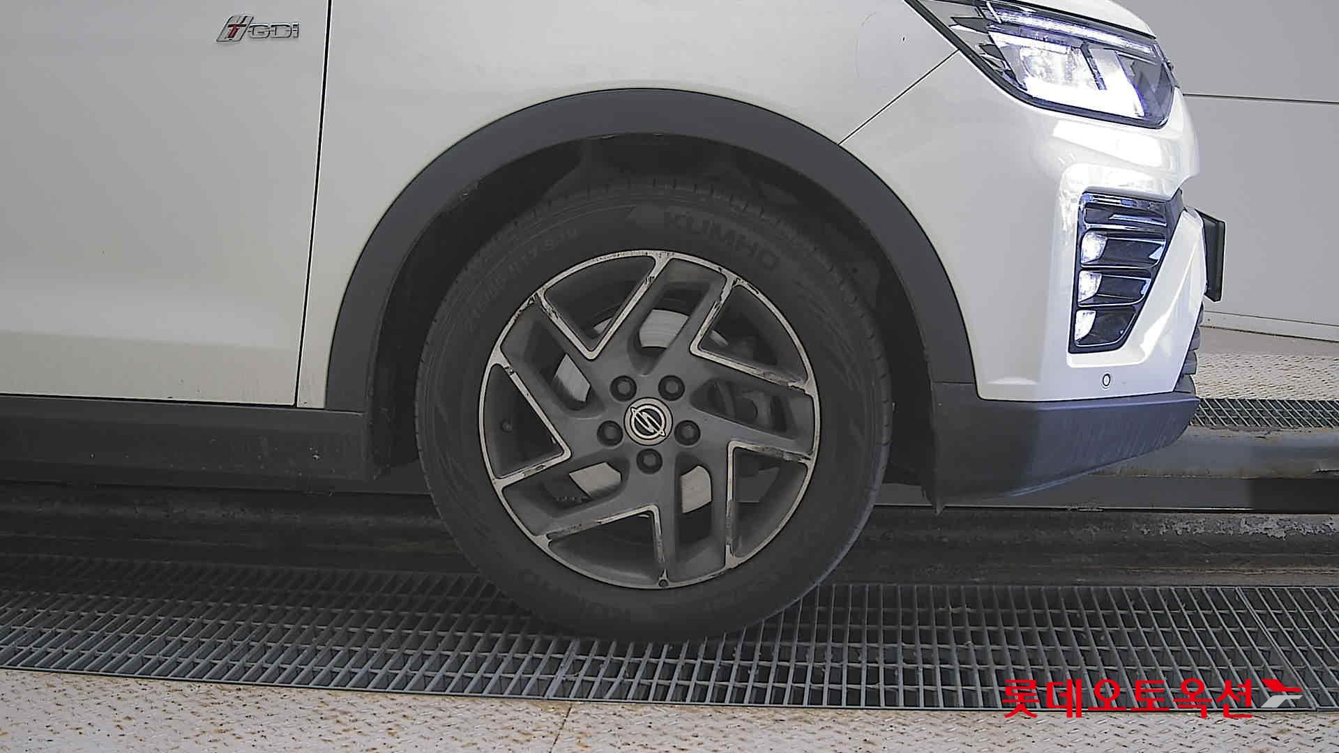 SsangYong Tivoli id 3628867 из Кореи 23