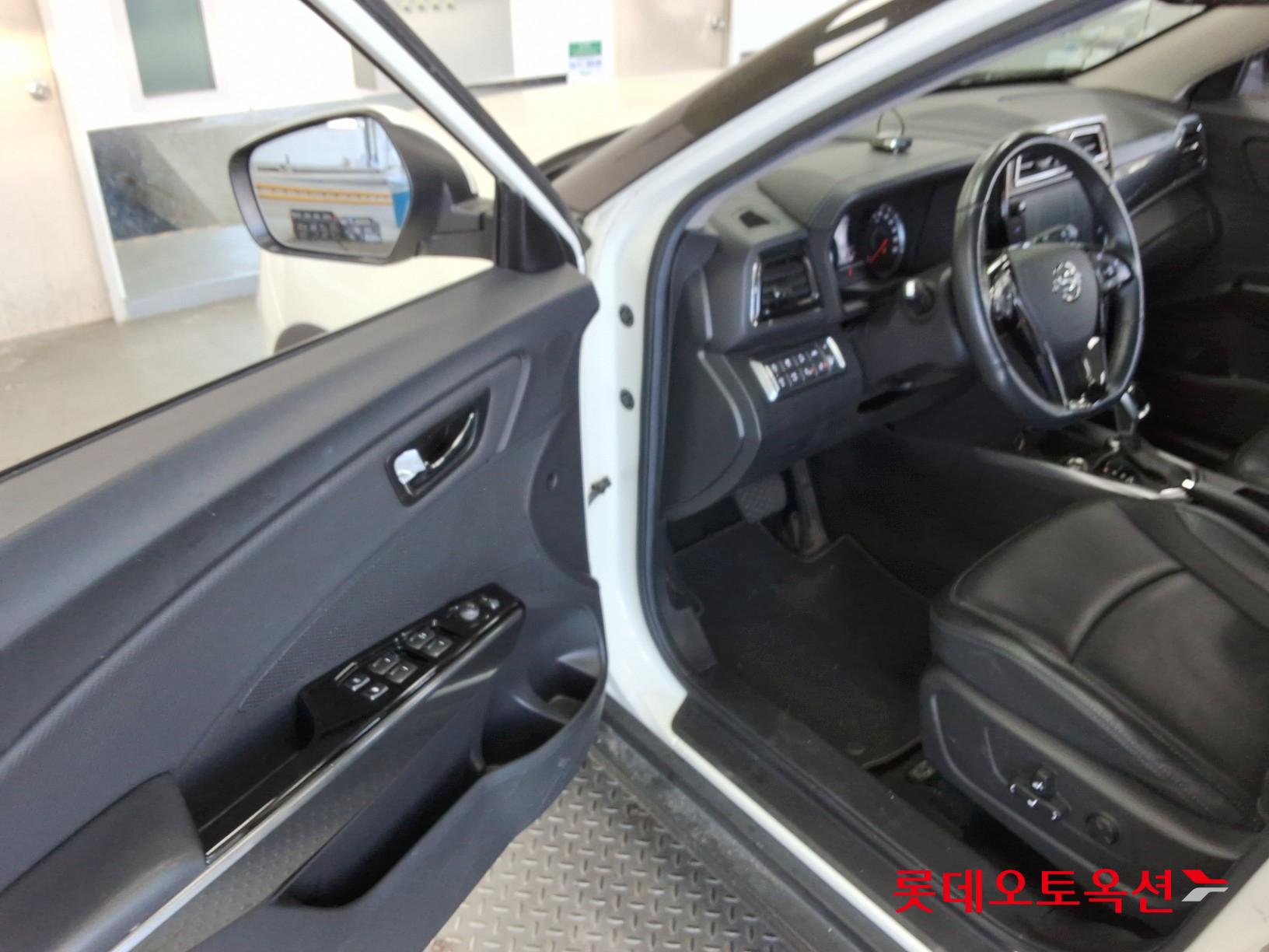 SsangYong Tivoli id 3628867 из Кореи 35