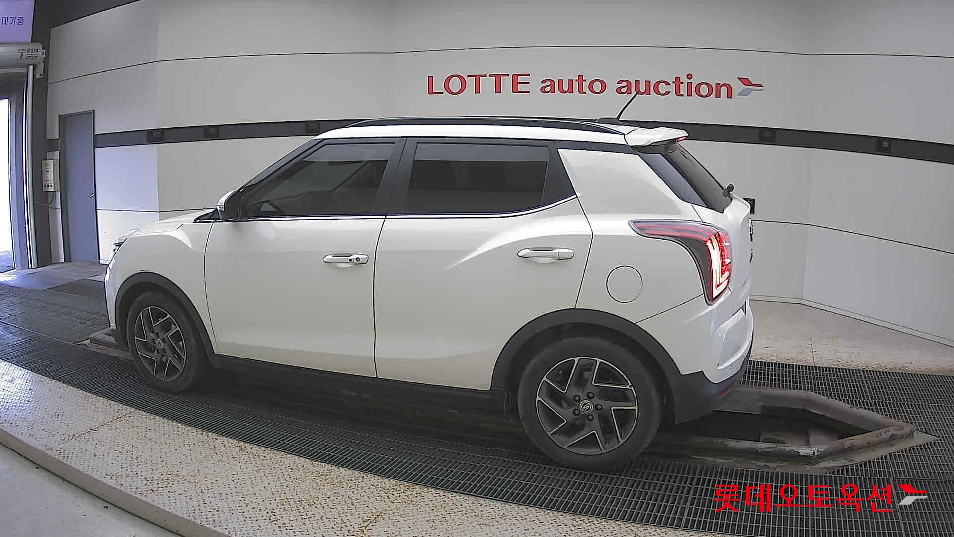 SsangYong Tivoli id 3628877 из Кореи 11