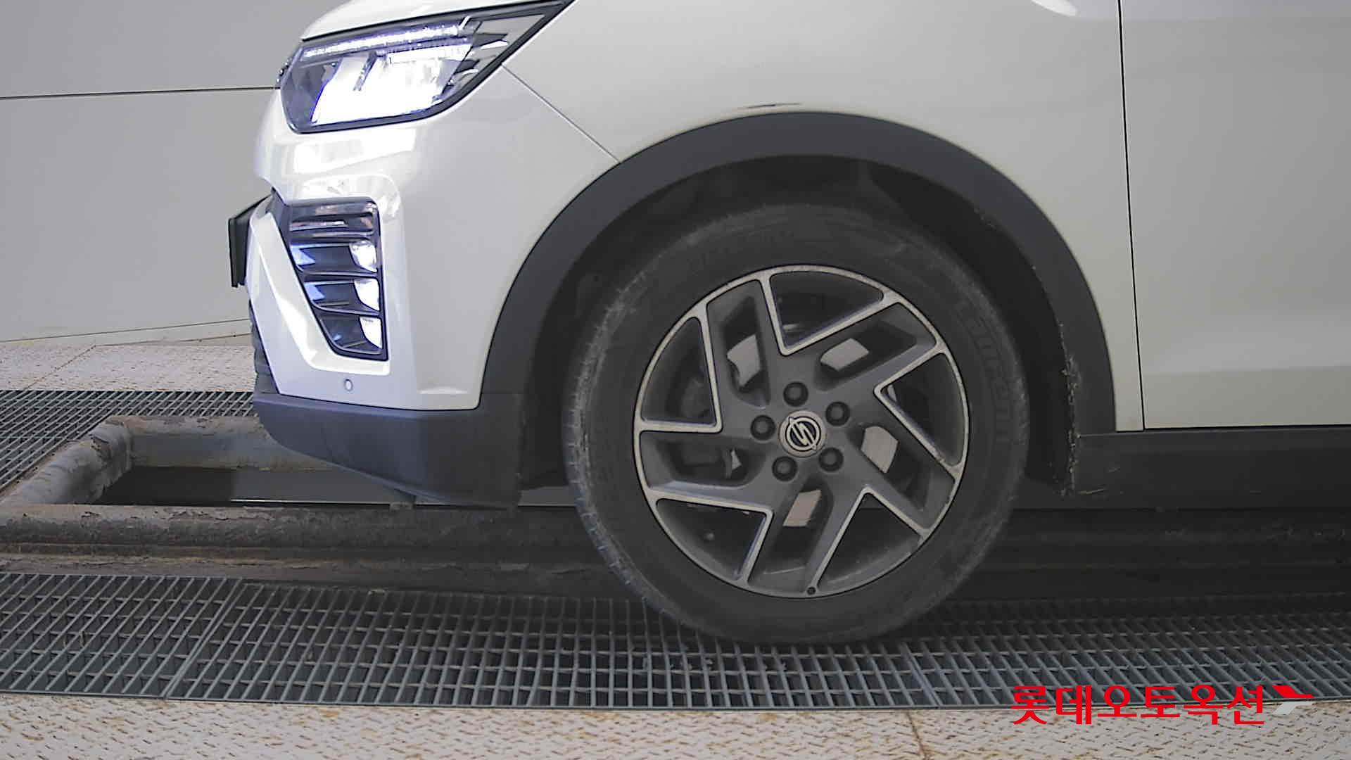 SsangYong Tivoli id 3628877 из Кореи 21