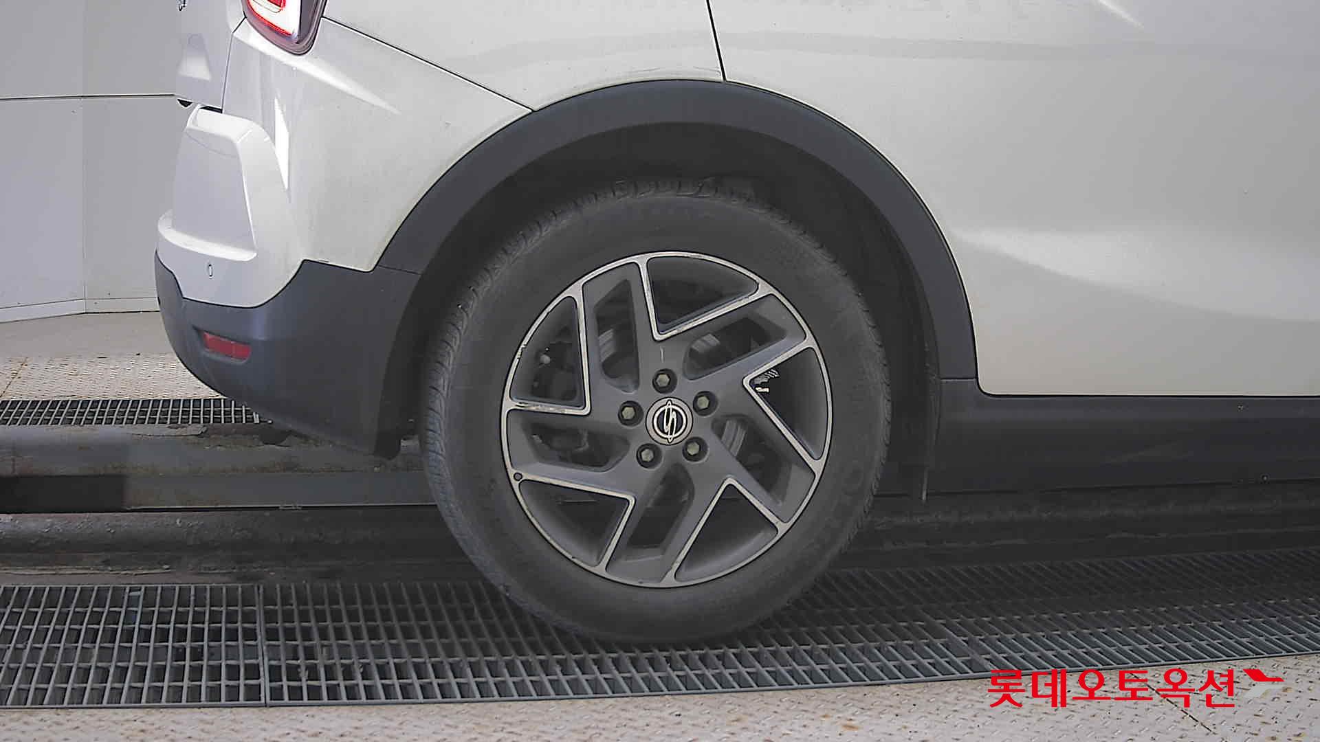 SsangYong Tivoli id 3628877 из Кореи 24