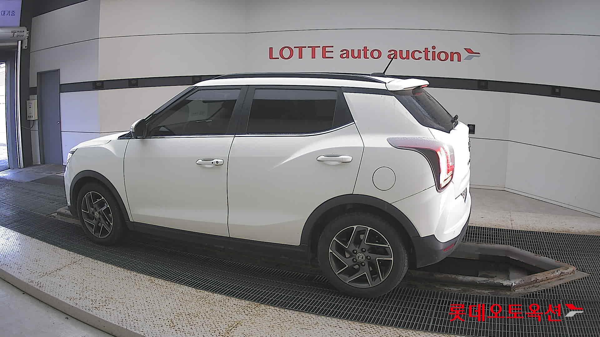 SsangYong Tivoli id 3628875 из Кореи 11