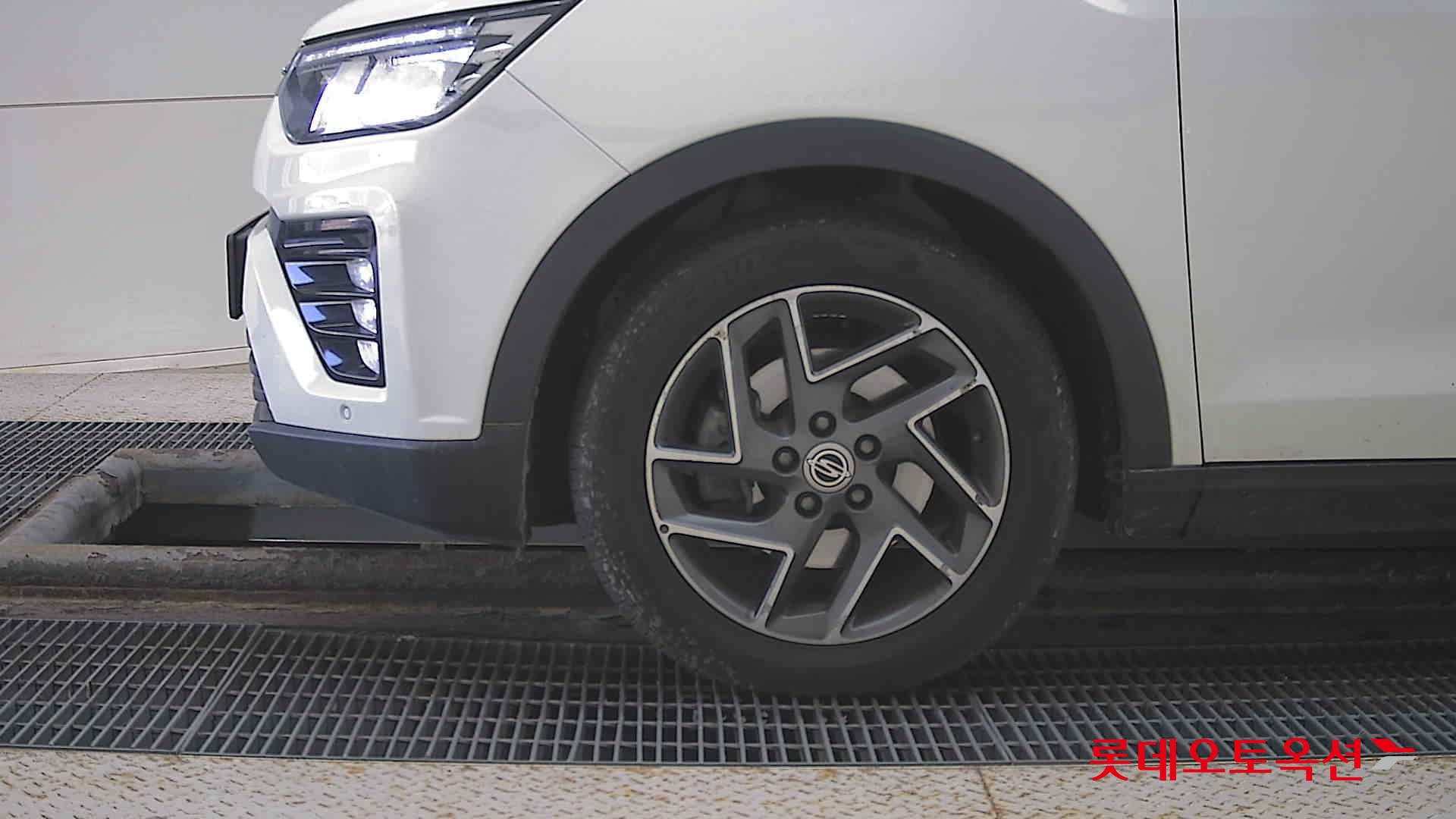 SsangYong Tivoli id 3628875 из Кореи 21