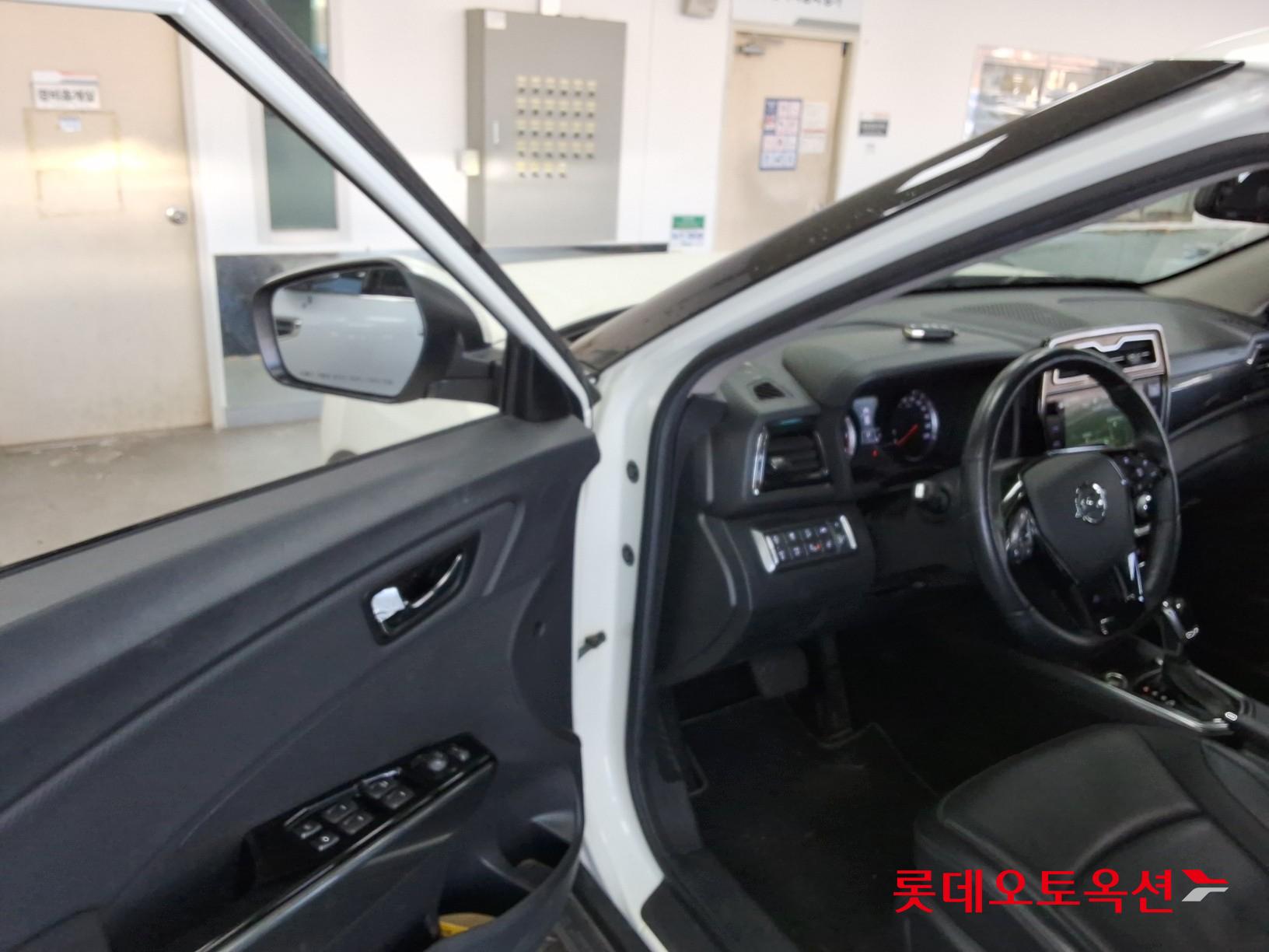 SsangYong Tivoli id 3628875 из Кореи 35