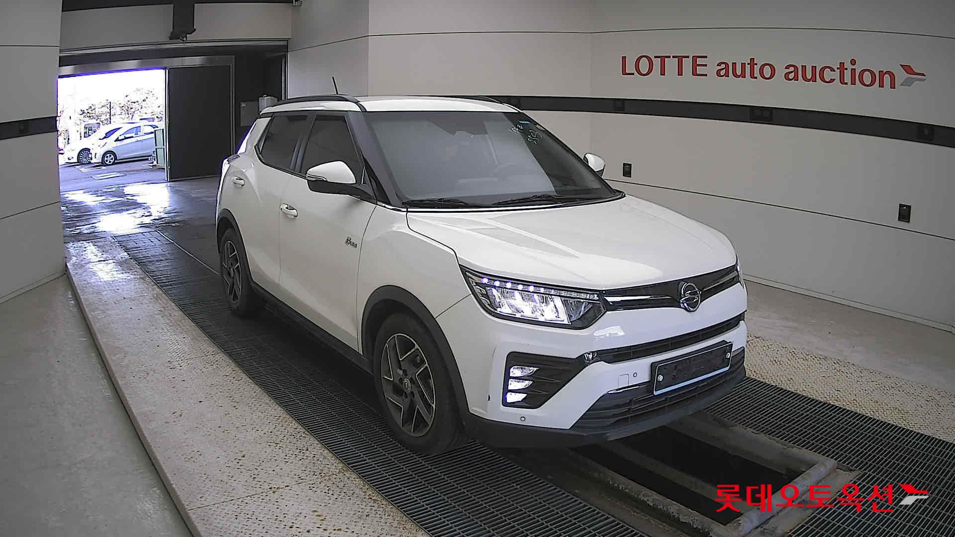SsangYong Tivoli 2022 Белый из Кореи, фото 2