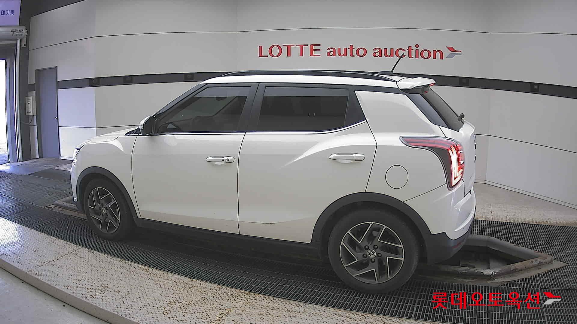 SsangYong Tivoli id 3628880 из Кореи 11