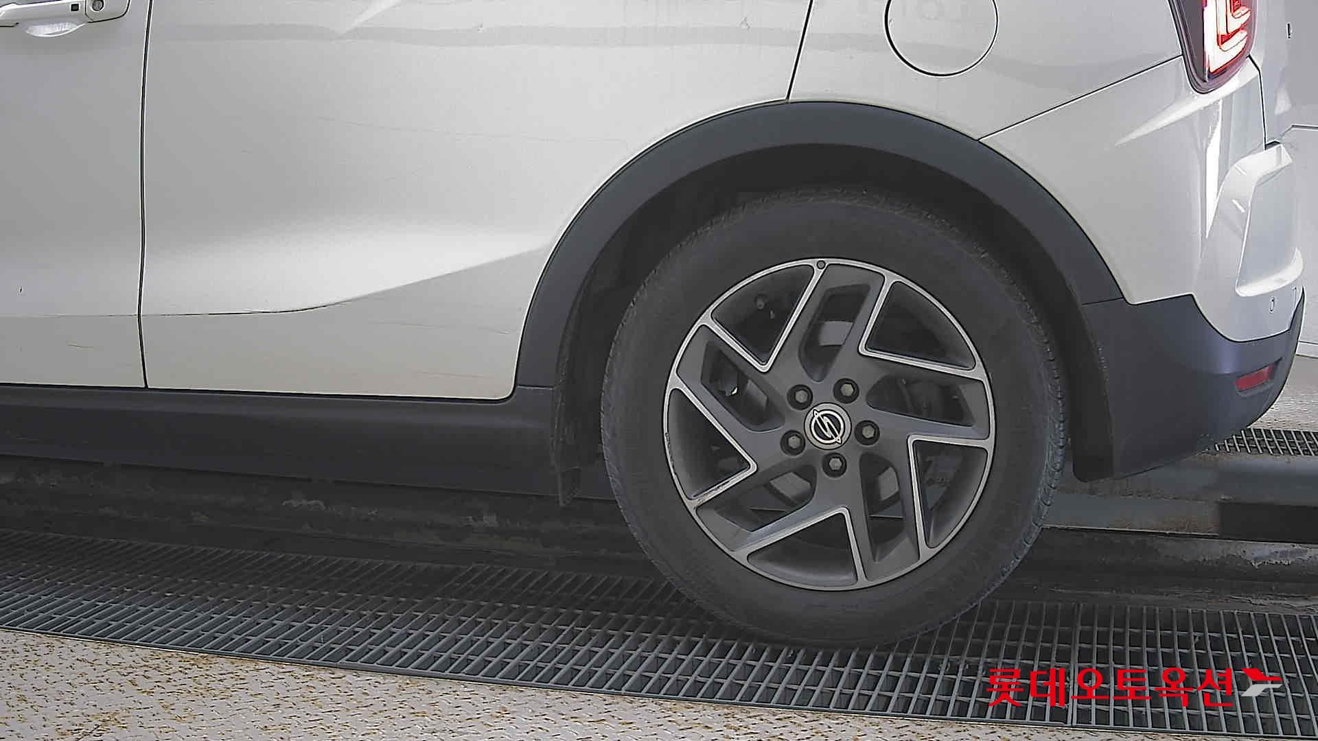 SsangYong Tivoli id 3628880 из Кореи 22