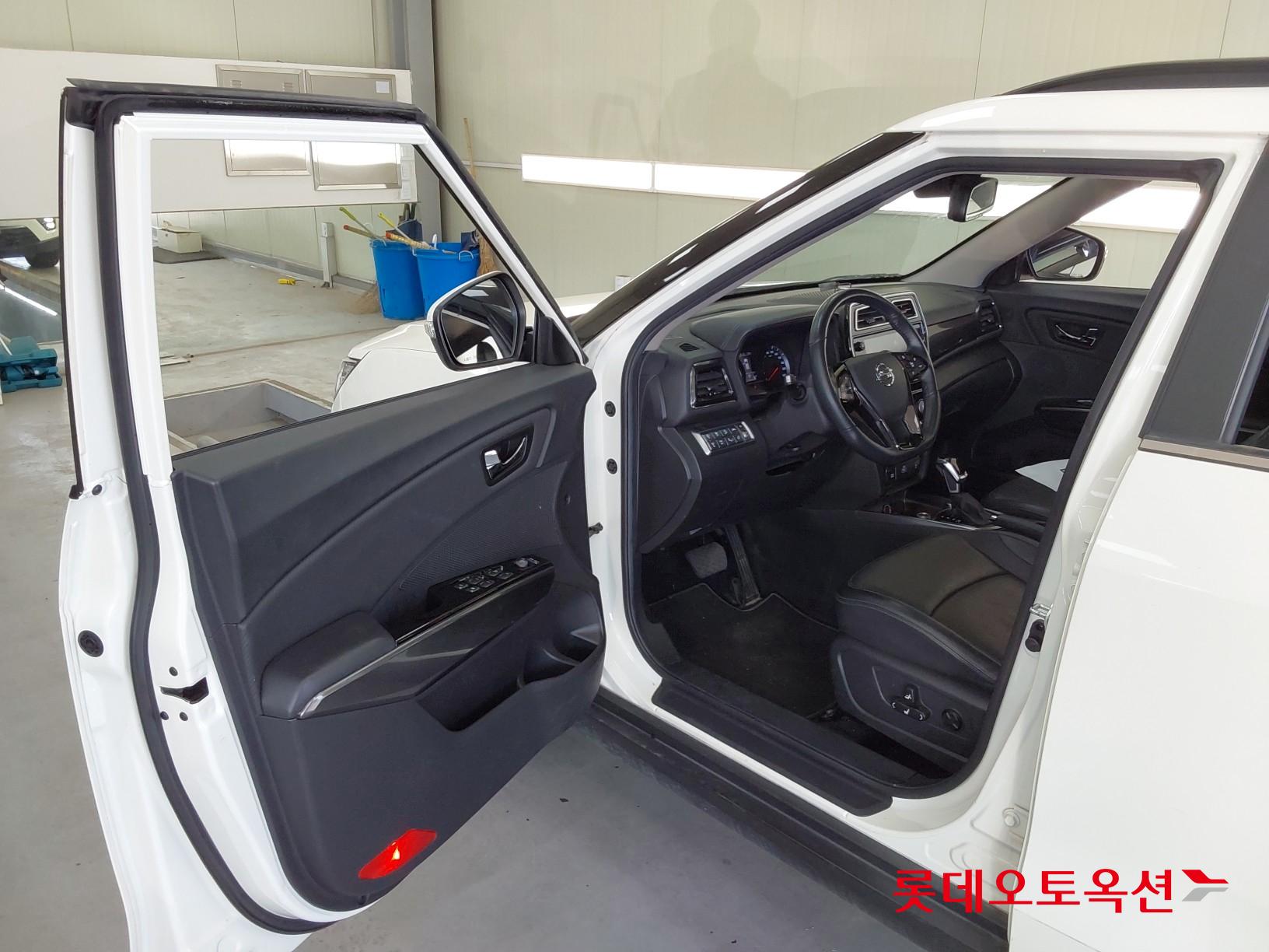 SsangYong Tivoli id 3628880 из Кореи 34