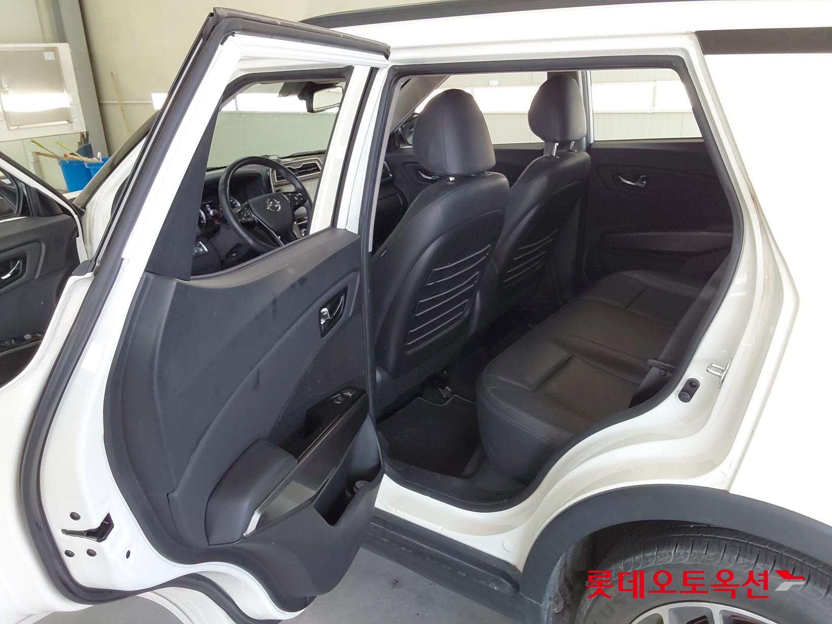 SsangYong Tivoli id 3628880 из Кореи 36