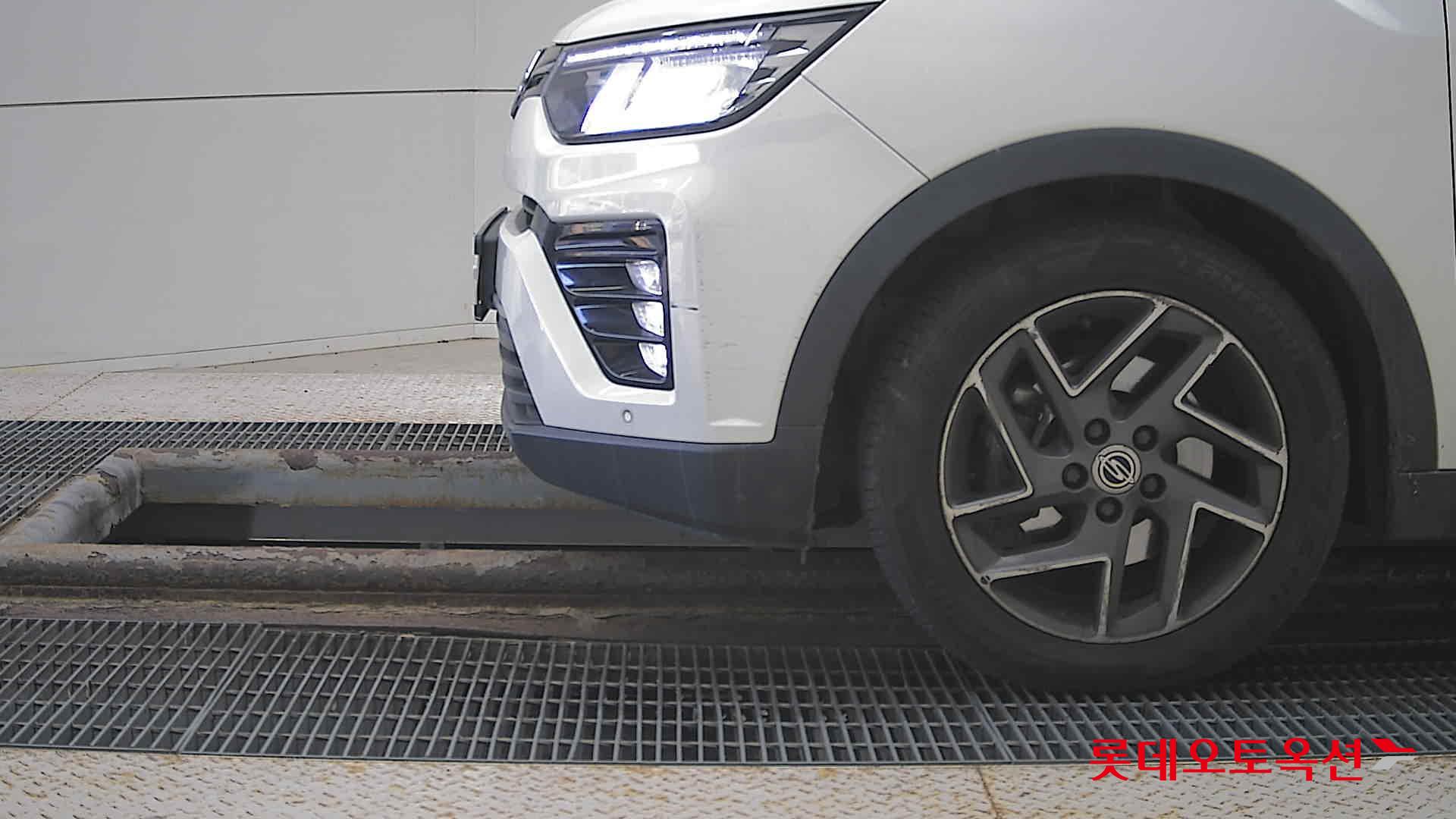 SsangYong Tivoli id 3628882 из Кореи 21