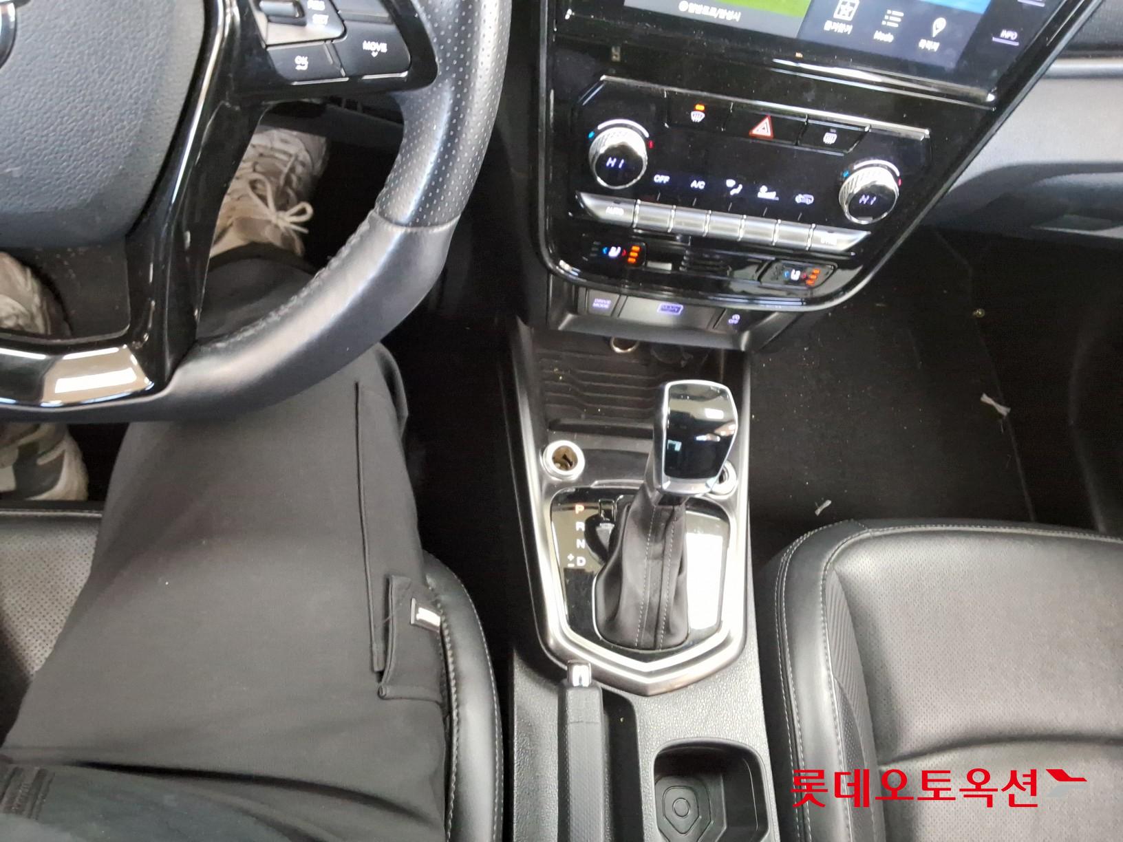 SsangYong Tivoli id 3628882 из Кореи 33