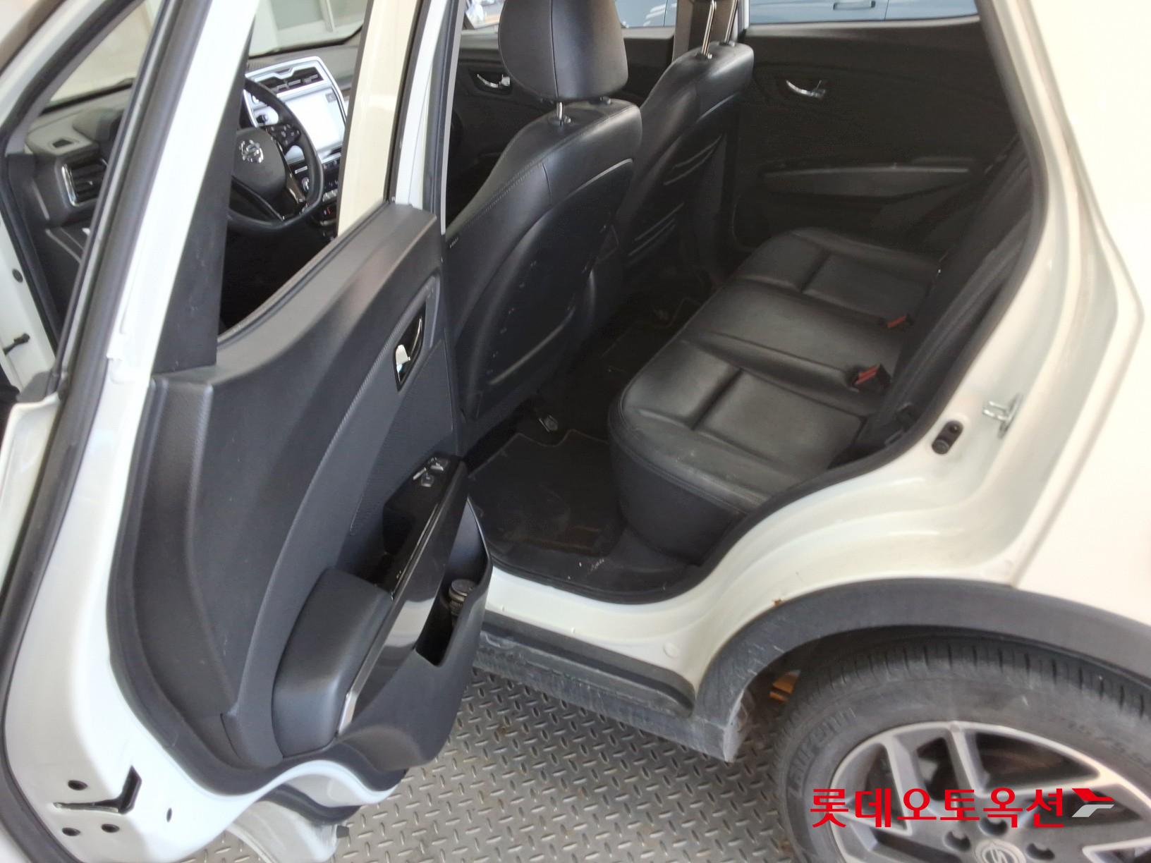 SsangYong Tivoli id 3628882 из Кореи 36