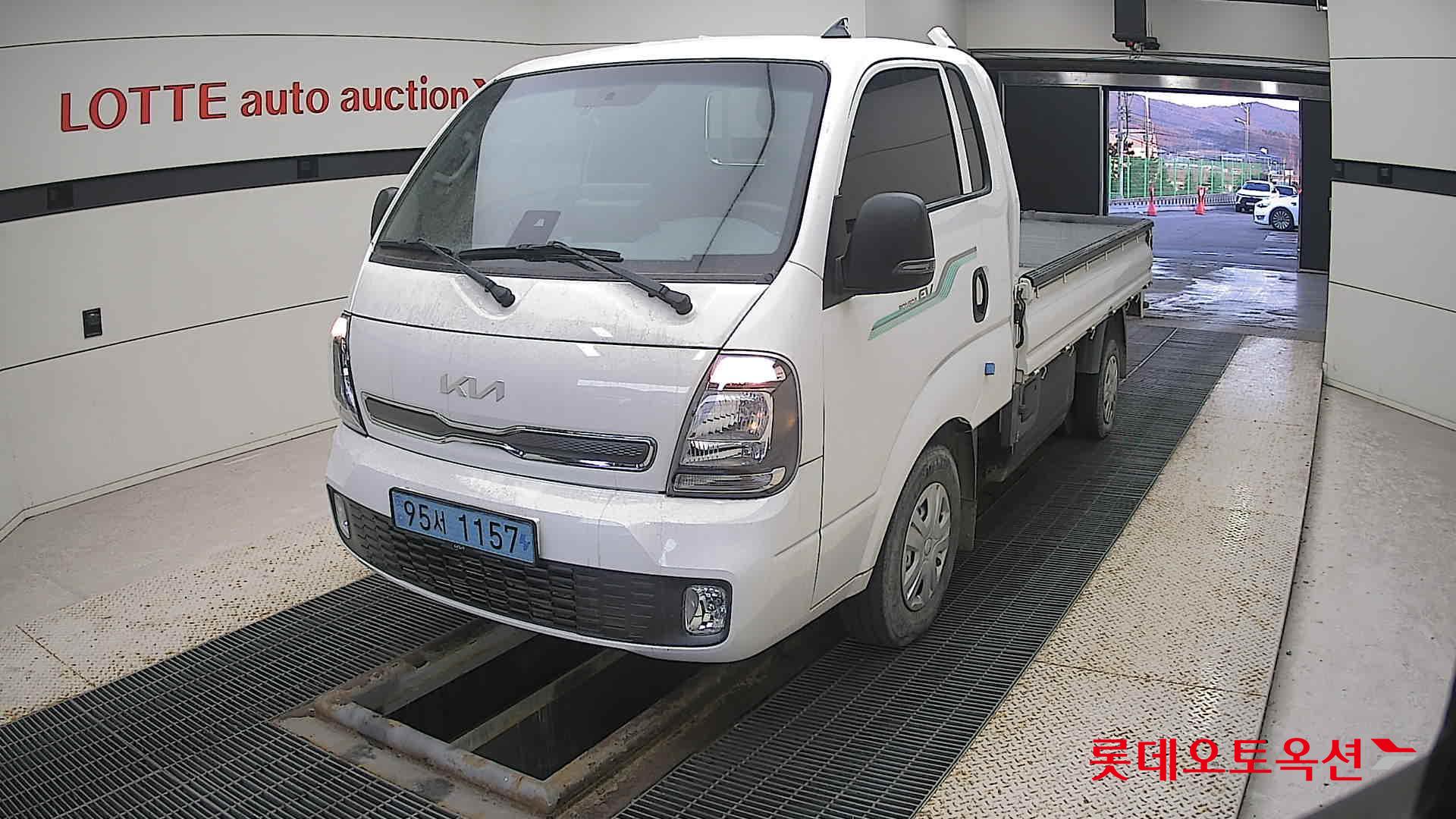 Kia Bongo III 1 ton EV 2023 Белый из Кореи