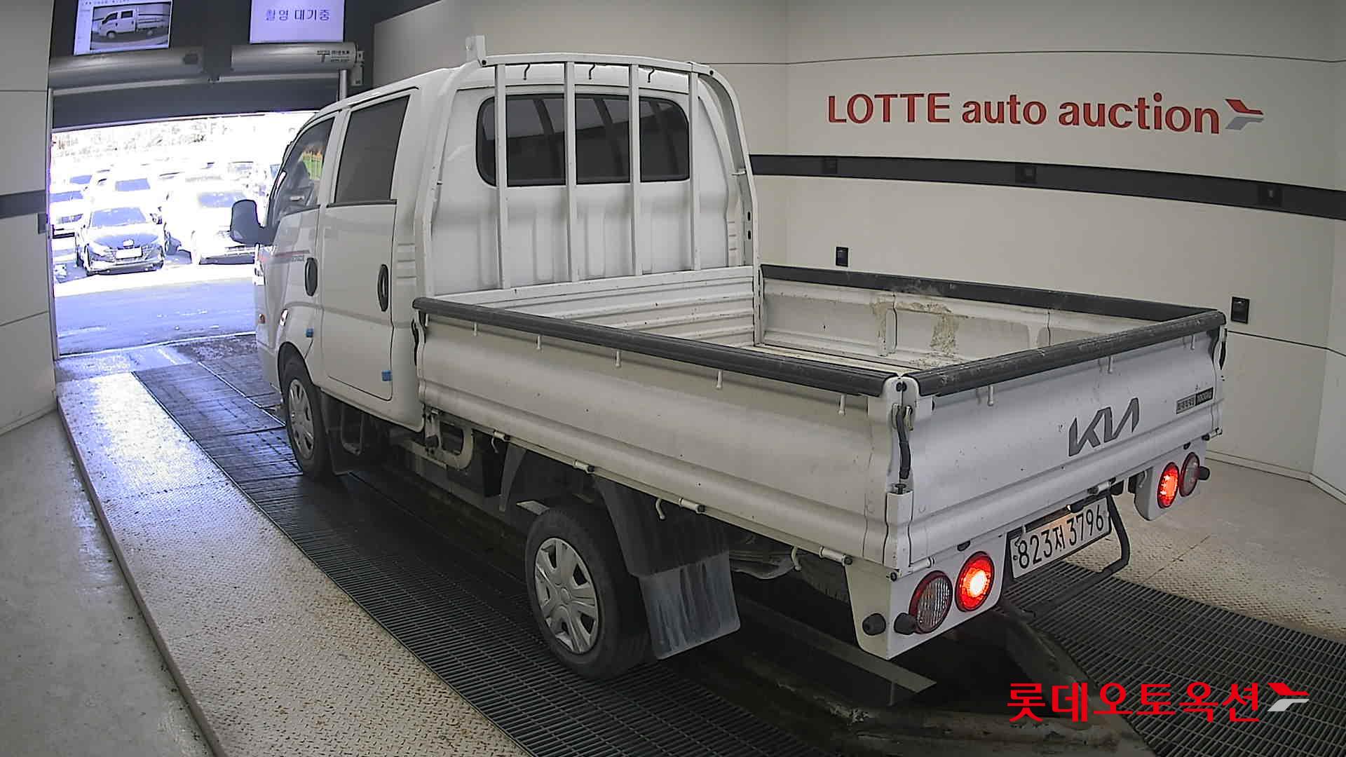 Kia Bongo III 1 ton 2022 Белый из Кореи, фото 6