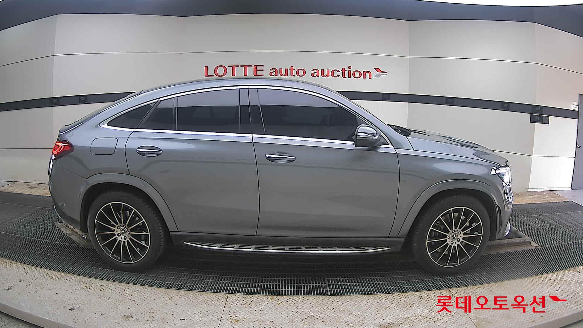 2022 - Mercedes-Benz GLE 400D