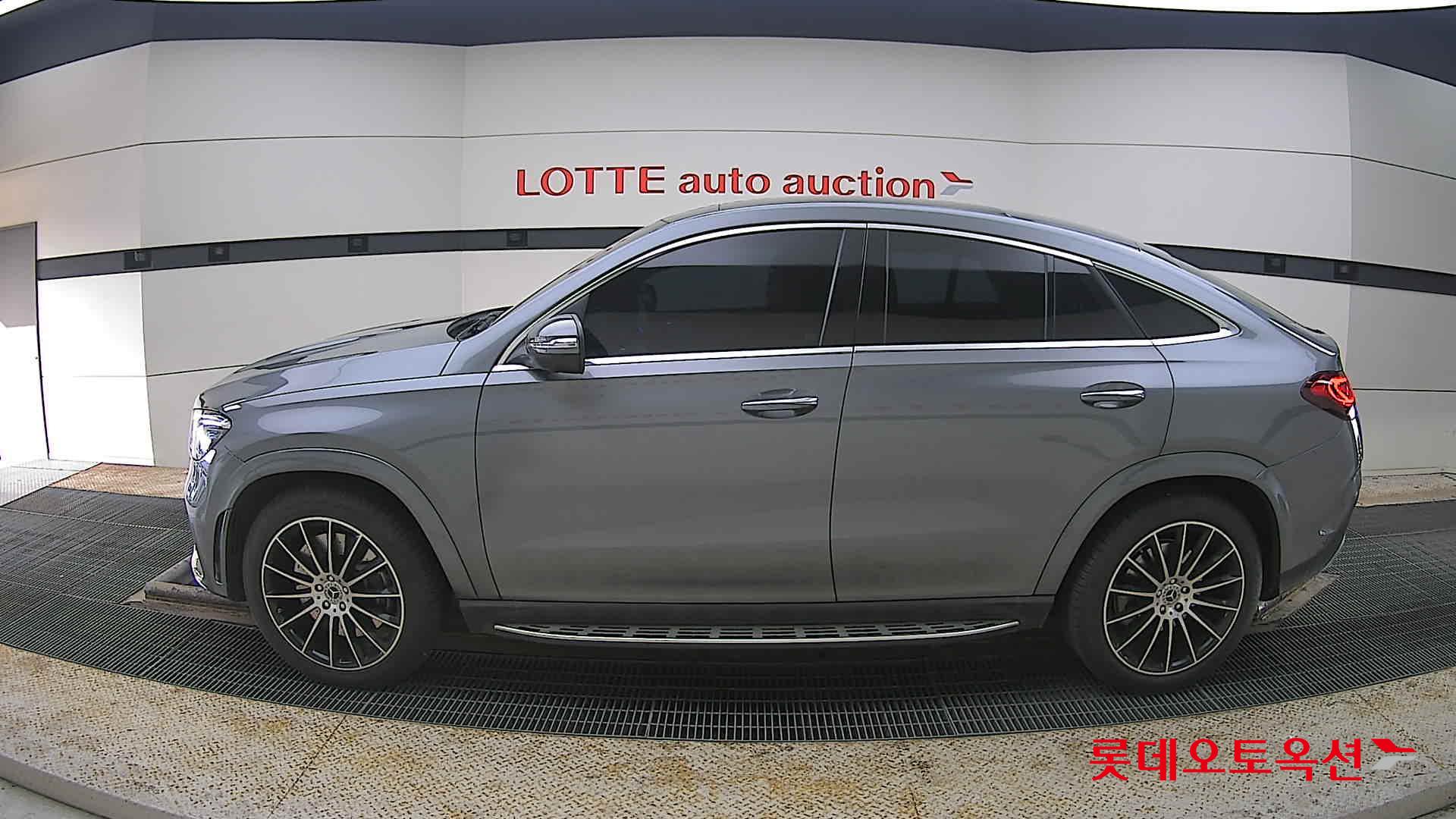 2022 - Mercedes-Benz GLE 400D