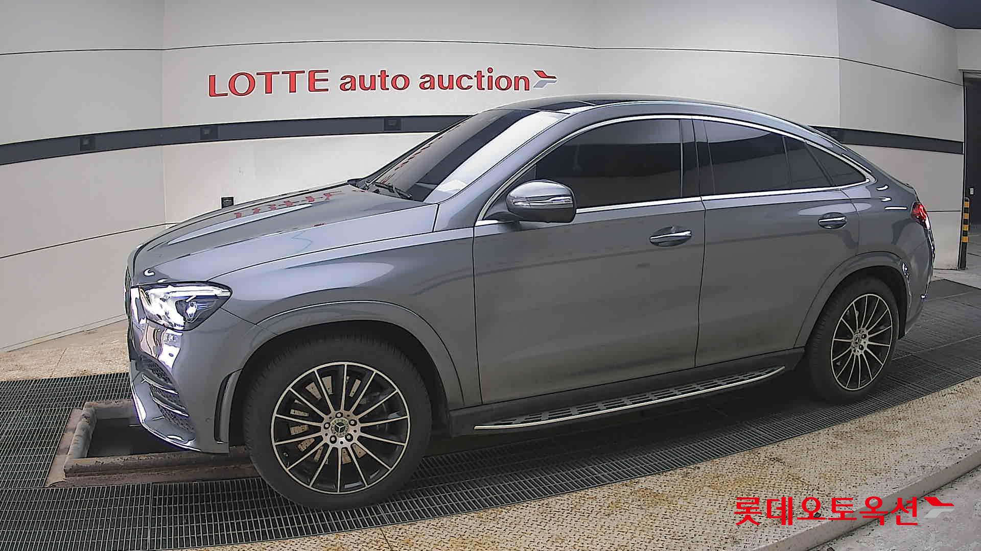 2022 - Mercedes-Benz GLE 400D