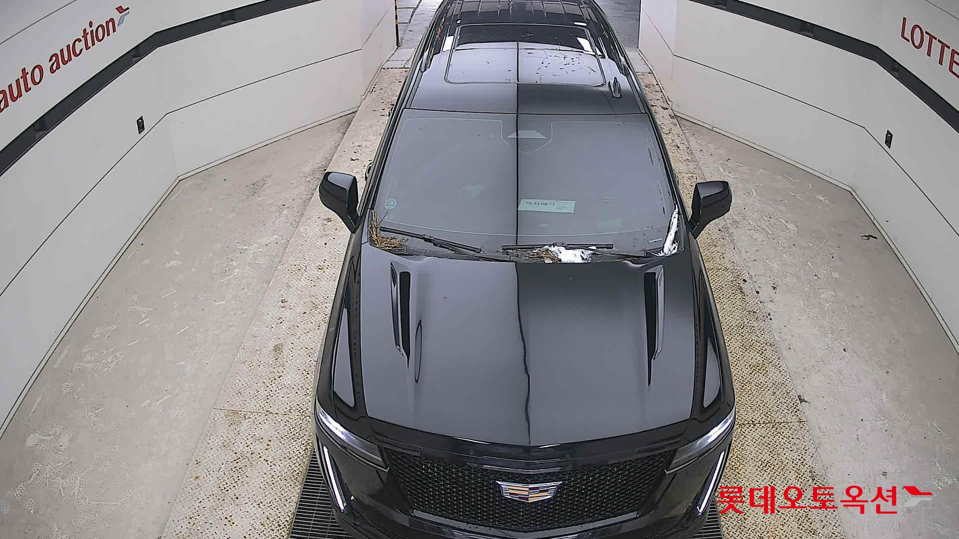 2022 - Cadillac ESCALADE