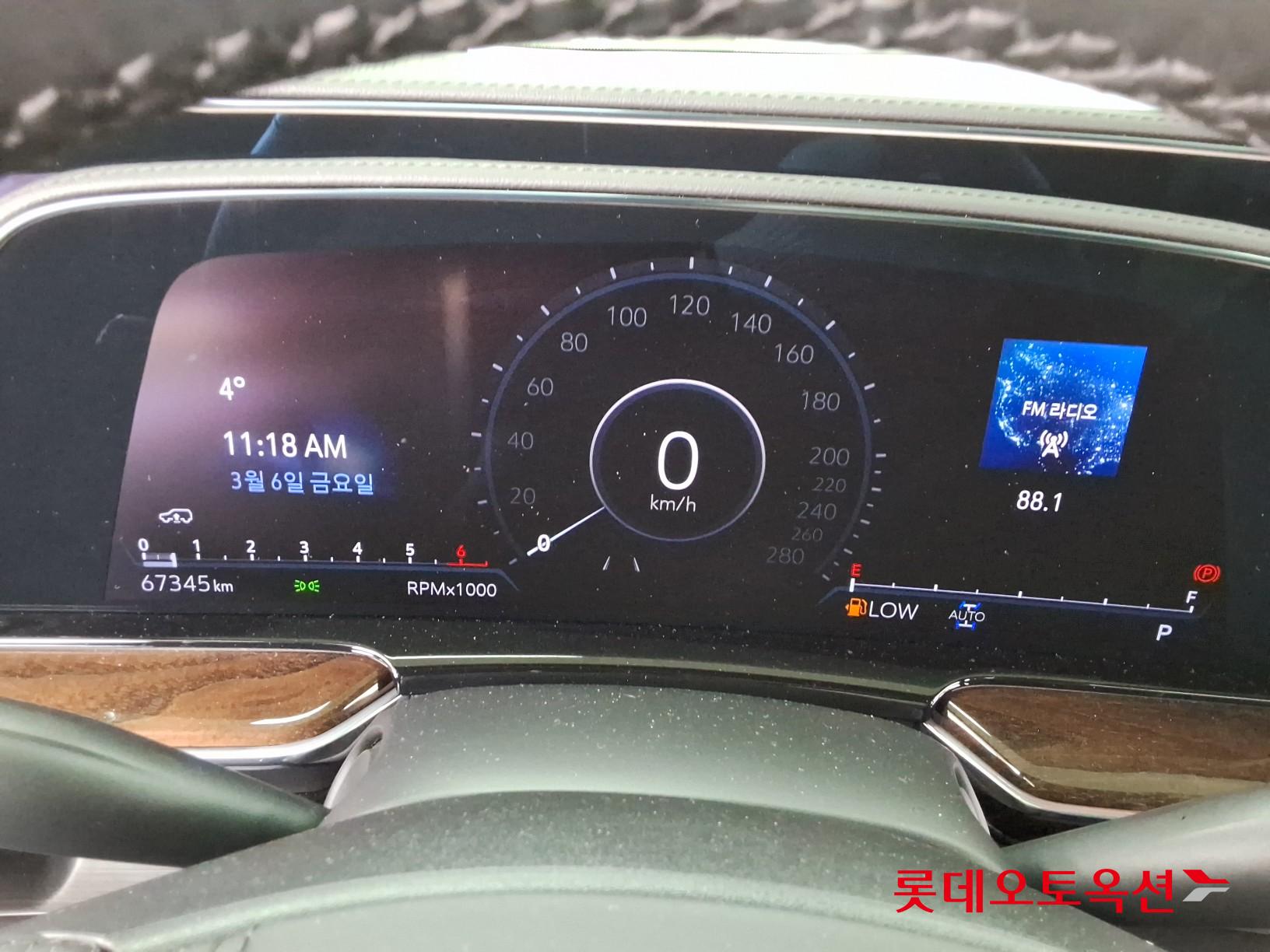 2022 - Cadillac ESCALADE