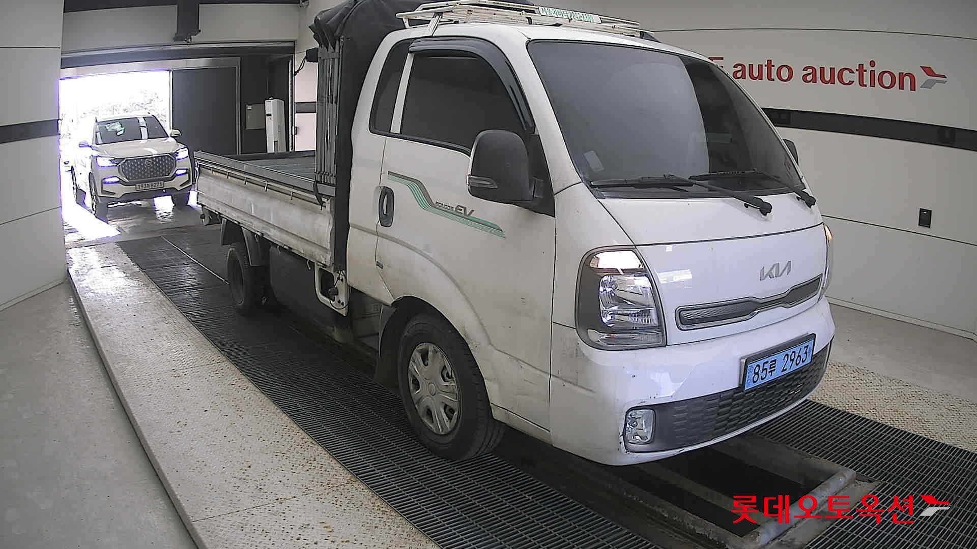 Kia Bongo III 1 ton EV 2022 Белый из Кореи, фото 2