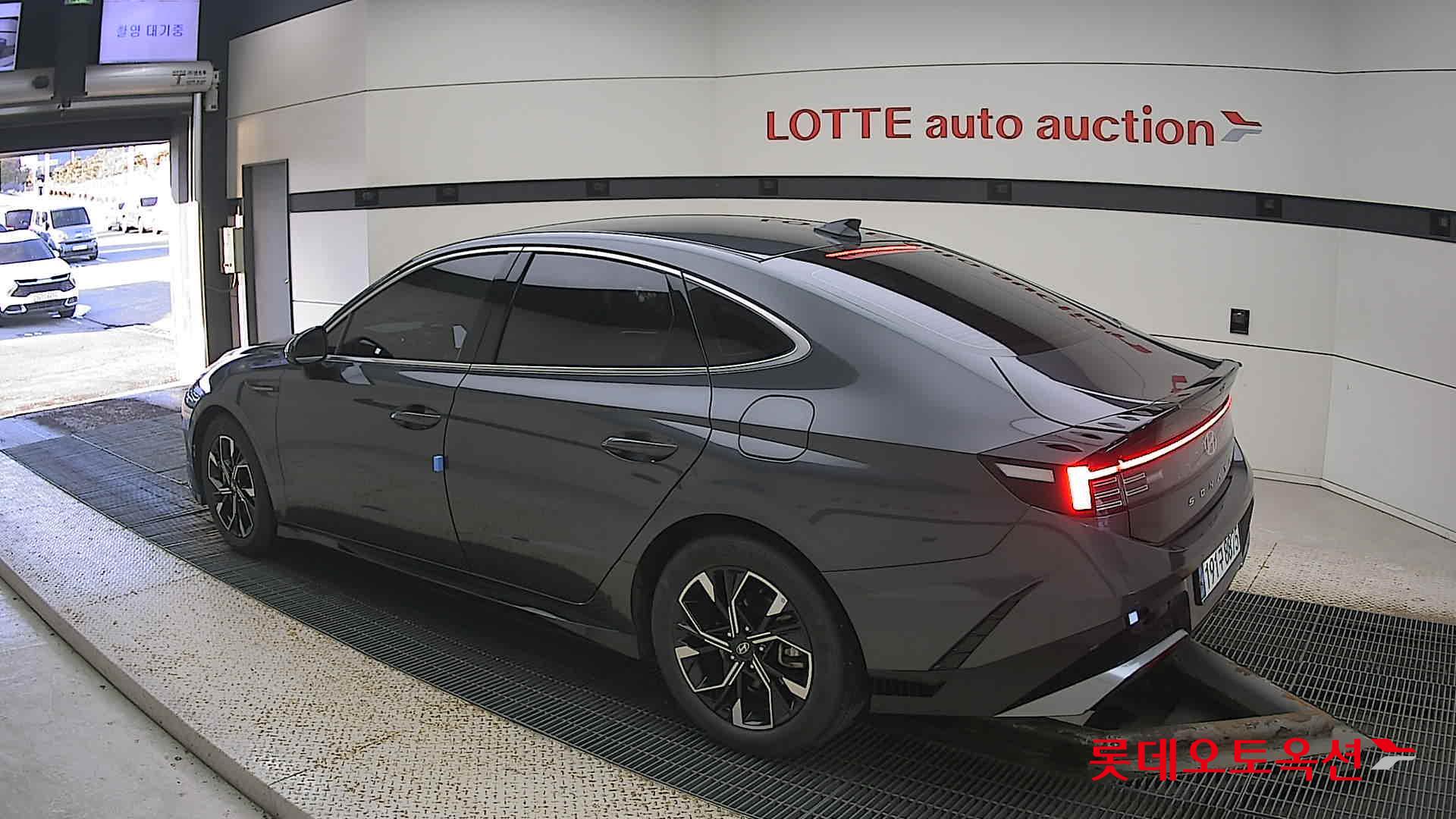 Hyundai Sonata id 3633579 из Кореи 10