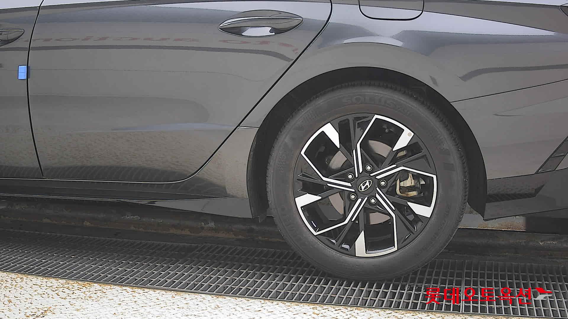 Hyundai Sonata id 3633579 из Кореи 22